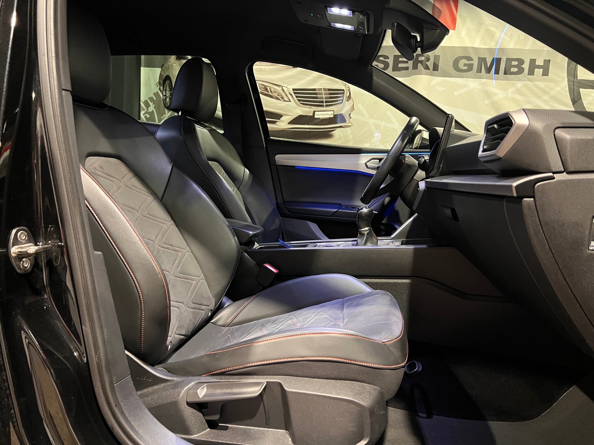 SEAT Leon 1.5 Eco TSI Hola FR-image-13
