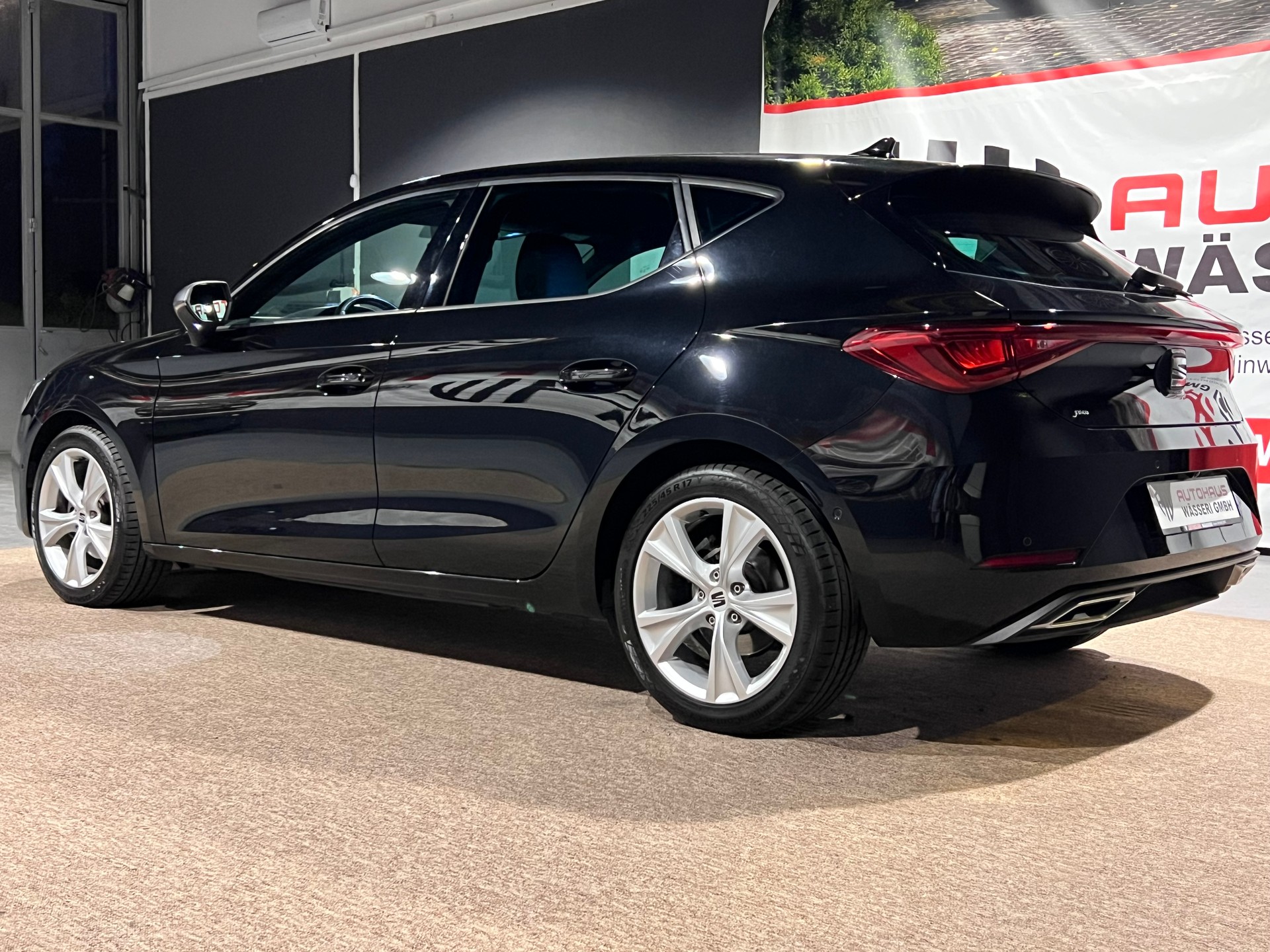 SEAT Leon 1.5 Eco TSI Hola FR-image-5