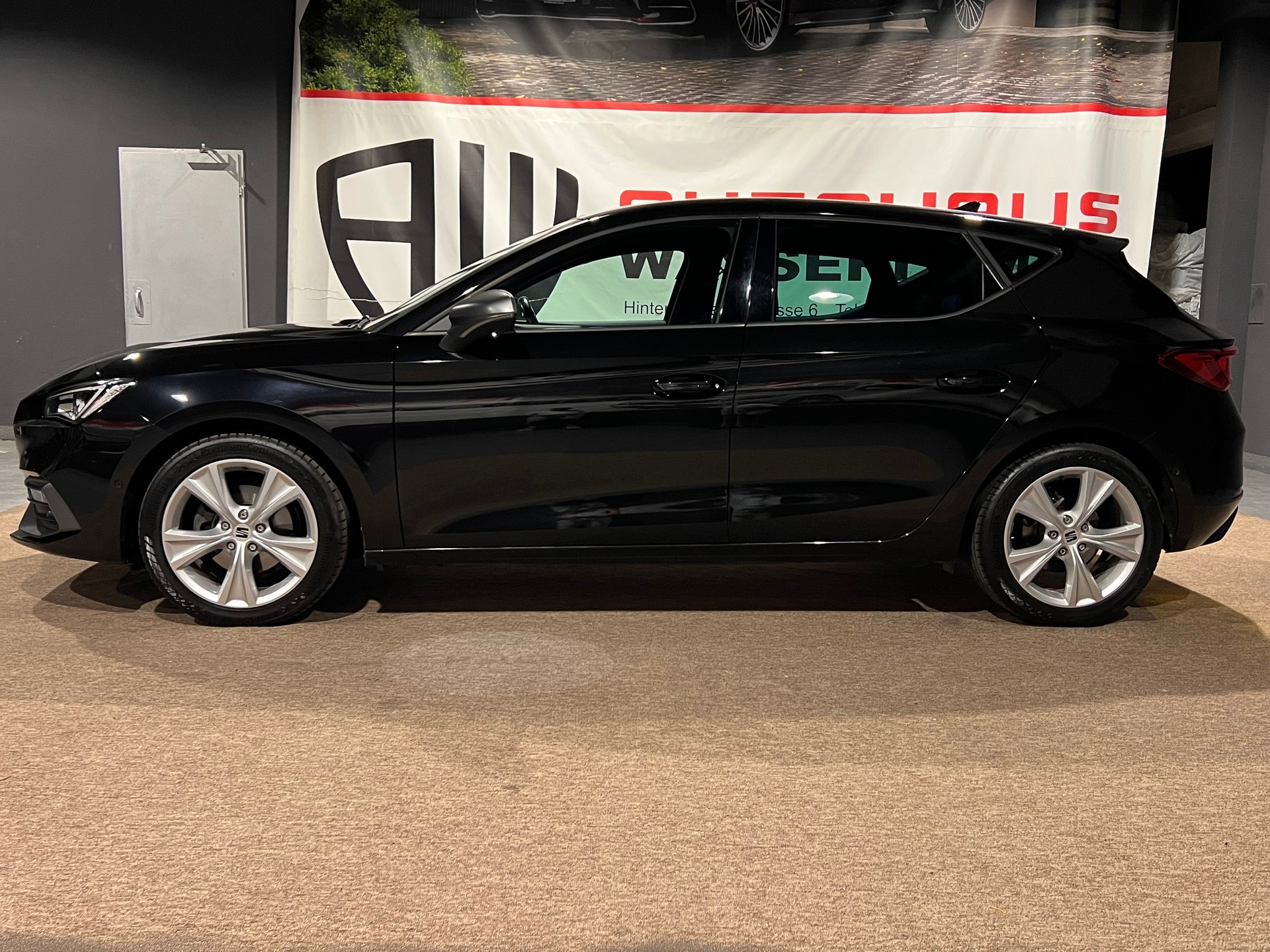 SEAT Leon 1.5 Eco TSI Hola FR-image-6