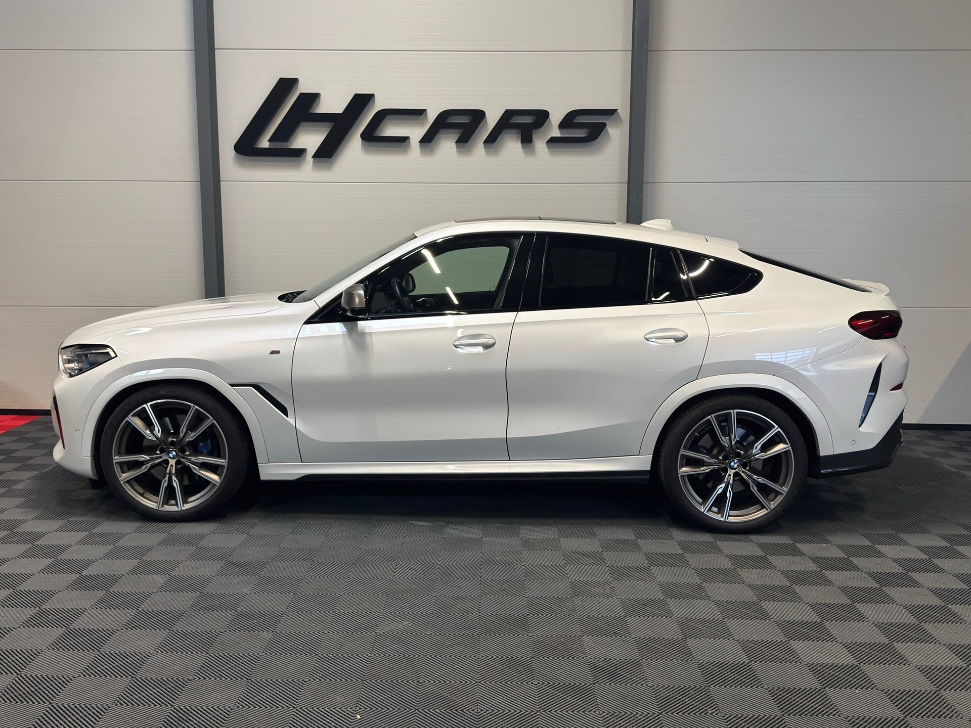 BMW X6 M50d-image-1