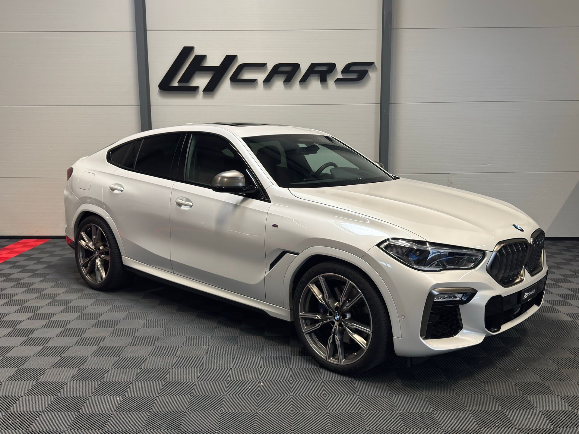 BMW X6 M50d-image-5