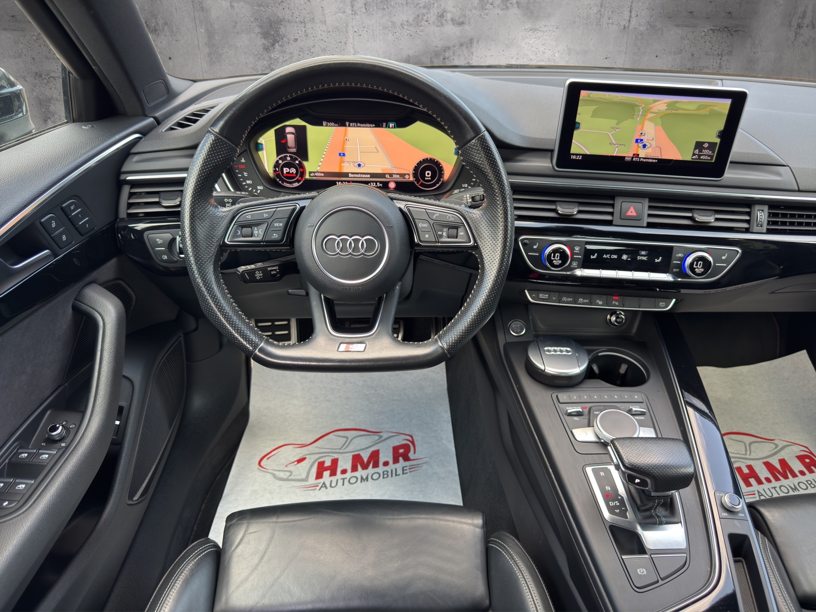 AUDI A4 Avant 3.0 TDI Sport quattro S-Line-image-11