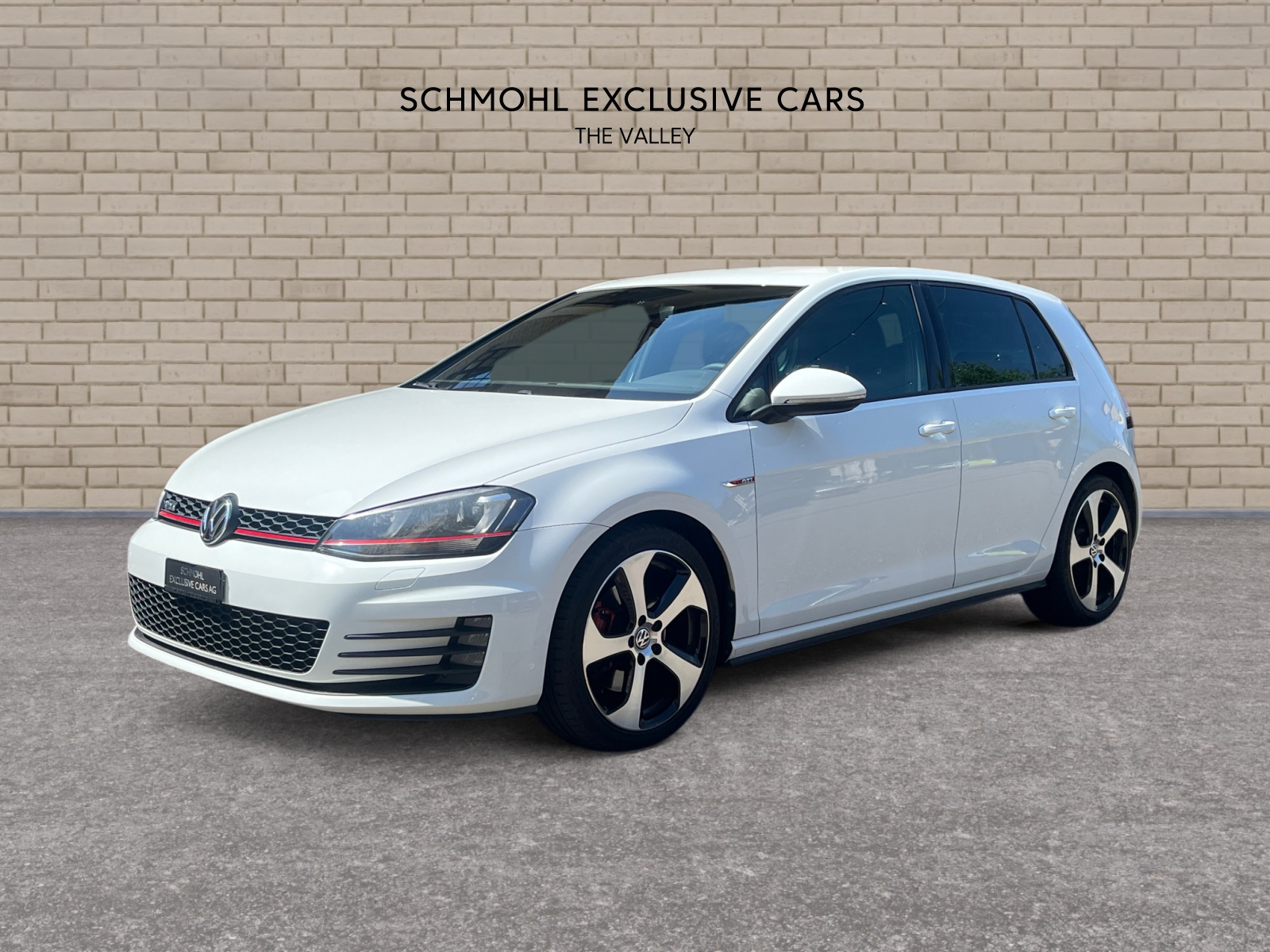 VW Golf 2.0 TSI GTI-image-1