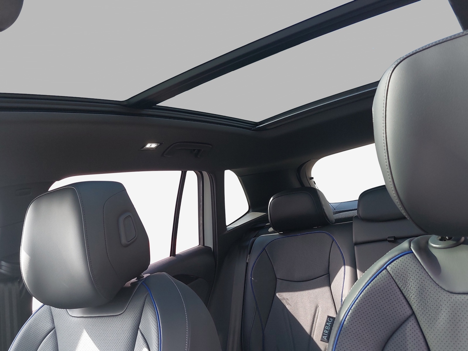 VW Tiguan 2.0 TSI DSG R-Line Plus 4Motion-image-15