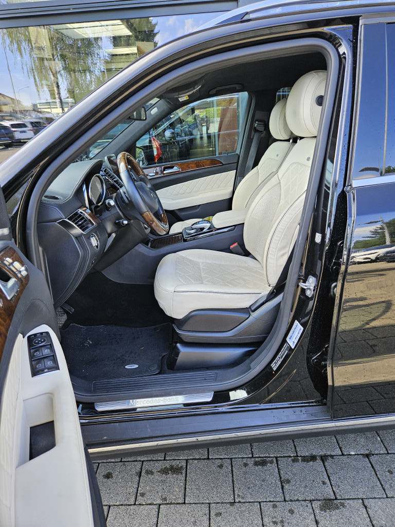 MERCEDES-BENZ GLE 350 d 4Matic-image-4