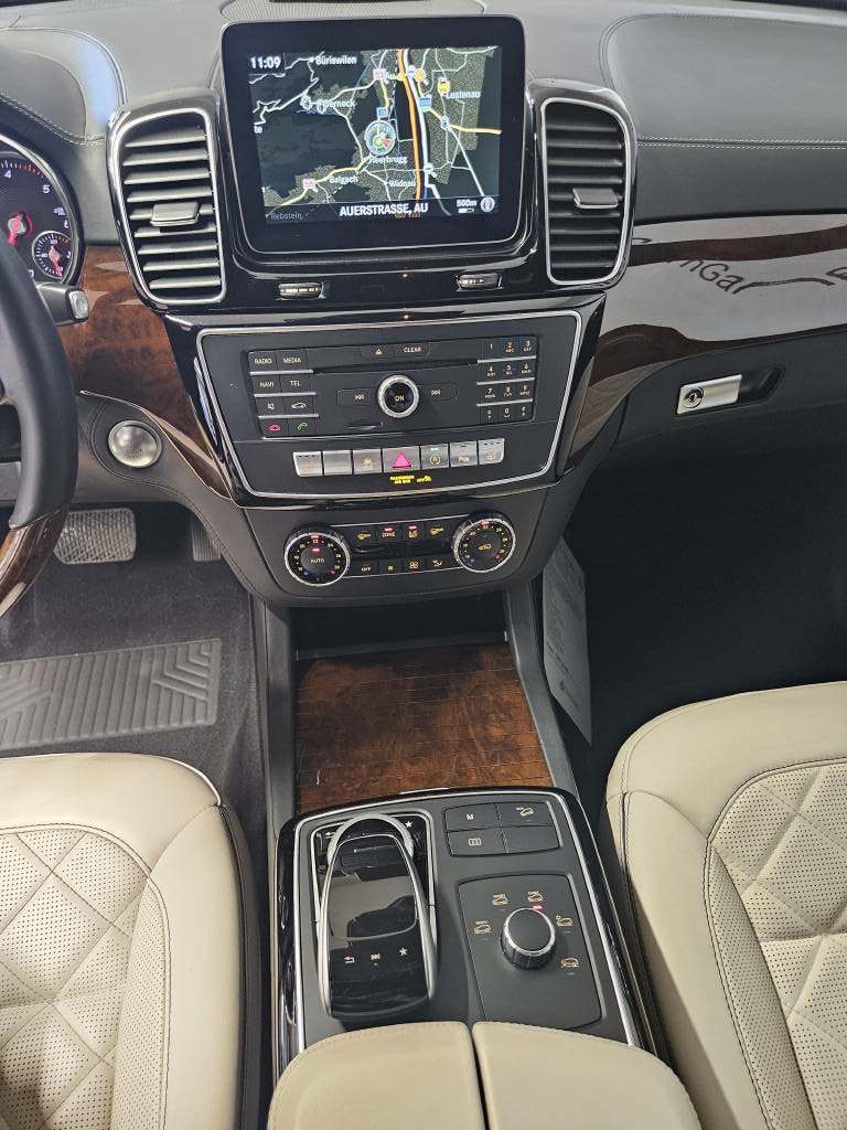 MERCEDES-BENZ GLE 350 d 4Matic-image-9