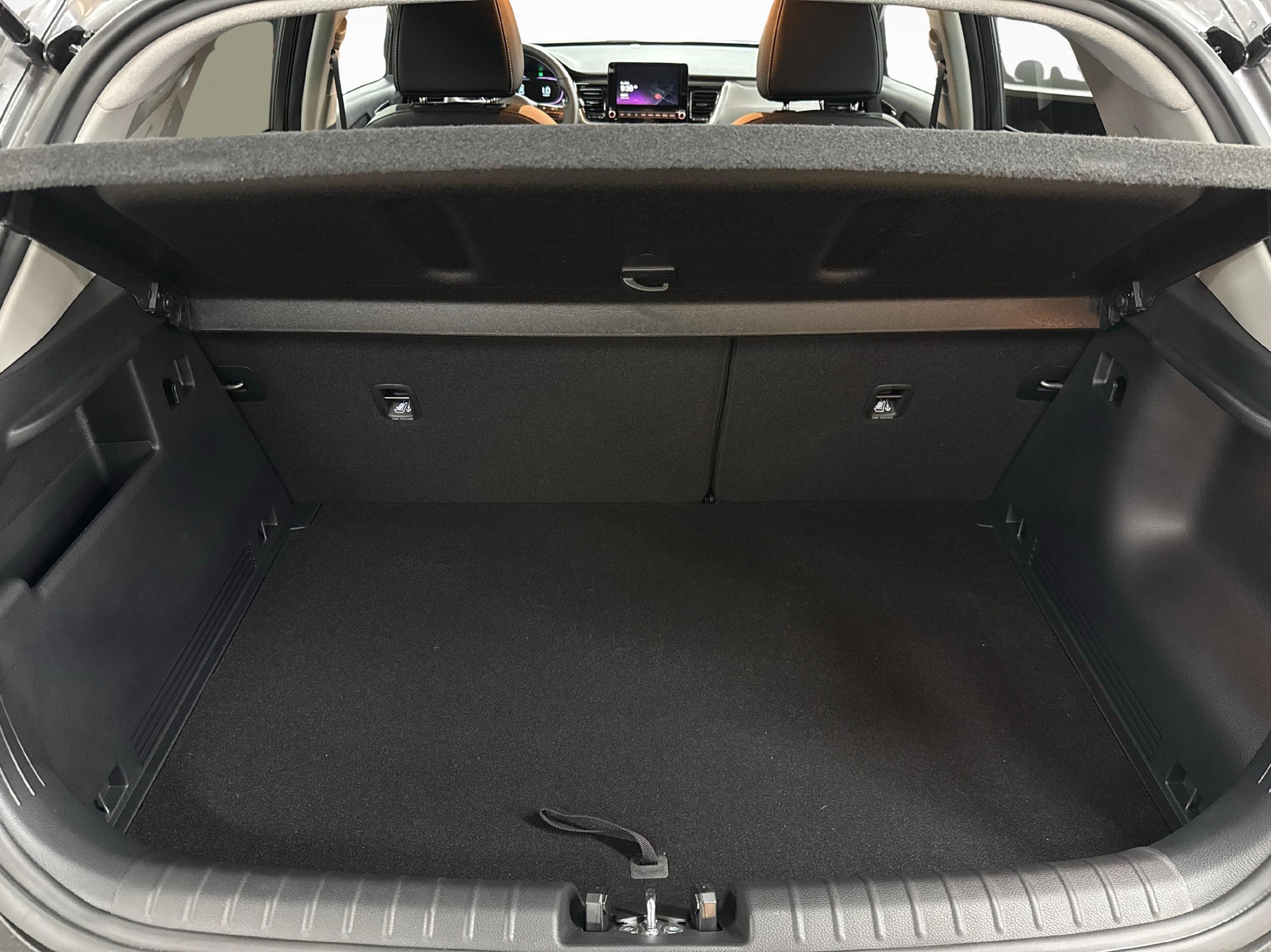 KIA Stonic 1.0 T-GDi Power Edition-image-11