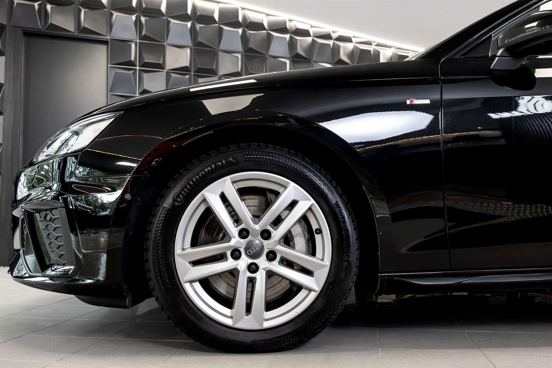 AUDI A4 Avant 50 TDI S line quattro tiptronic-image-30