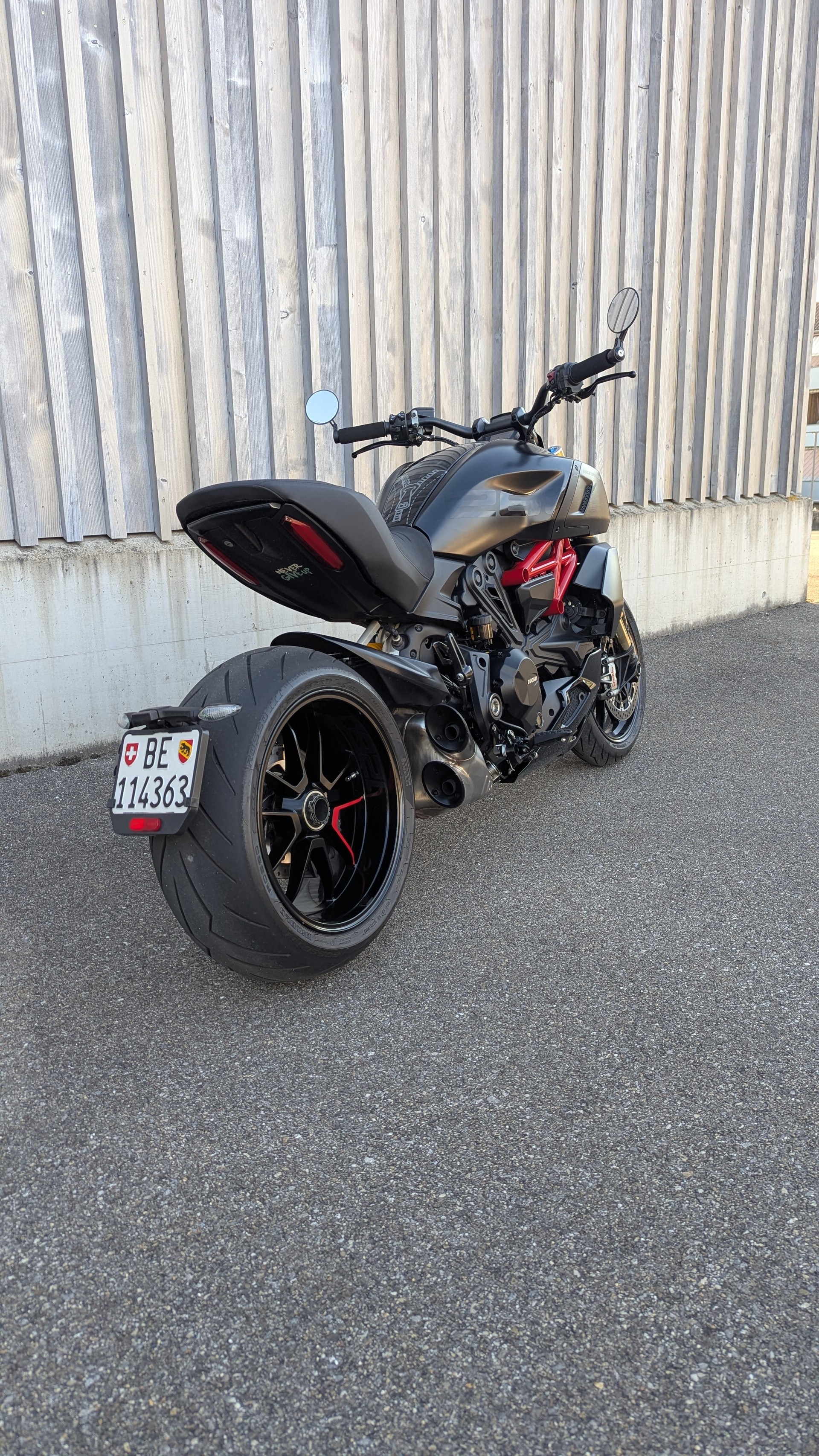 DUCATI 1260 S-image-1