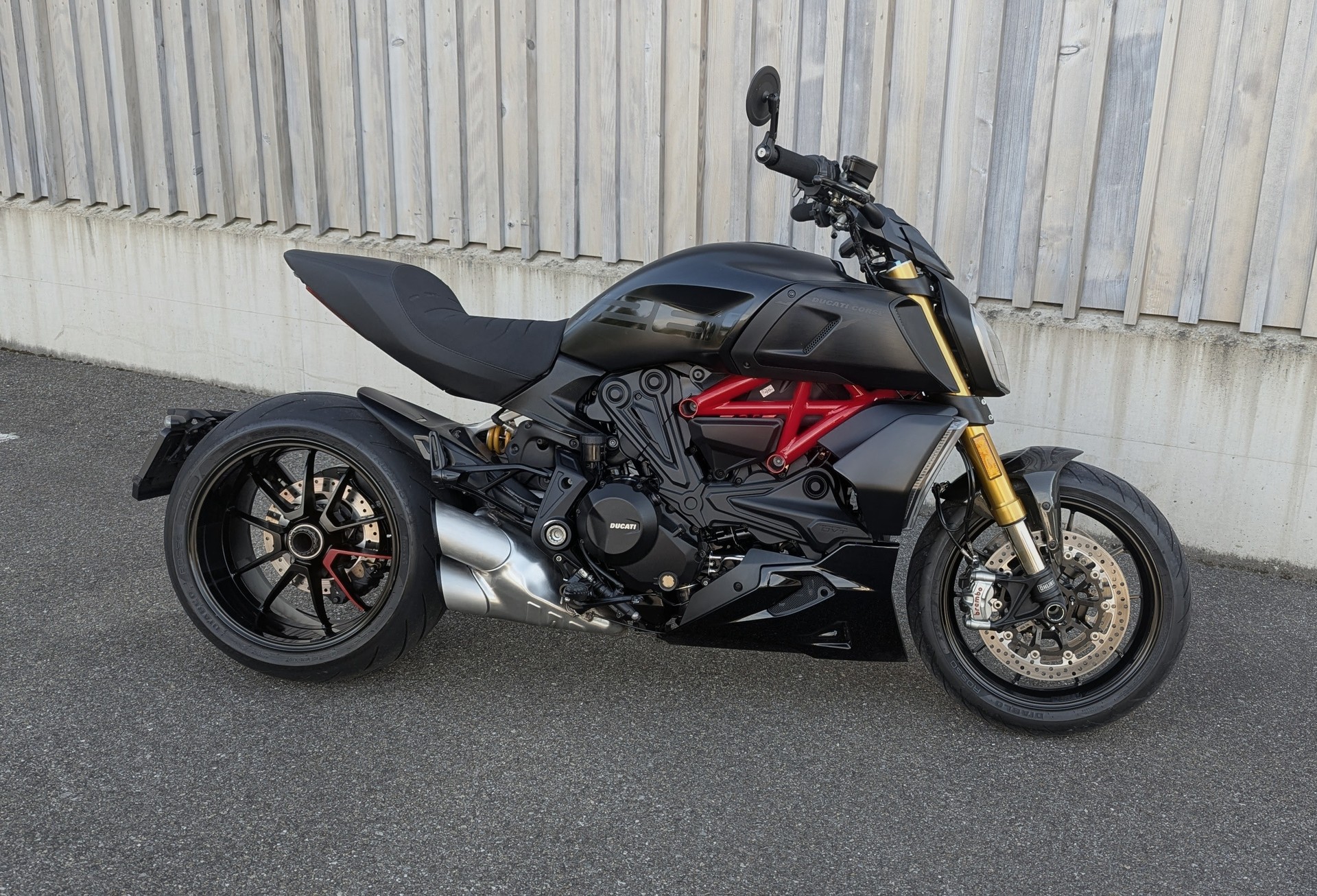 DUCATI 1260 S