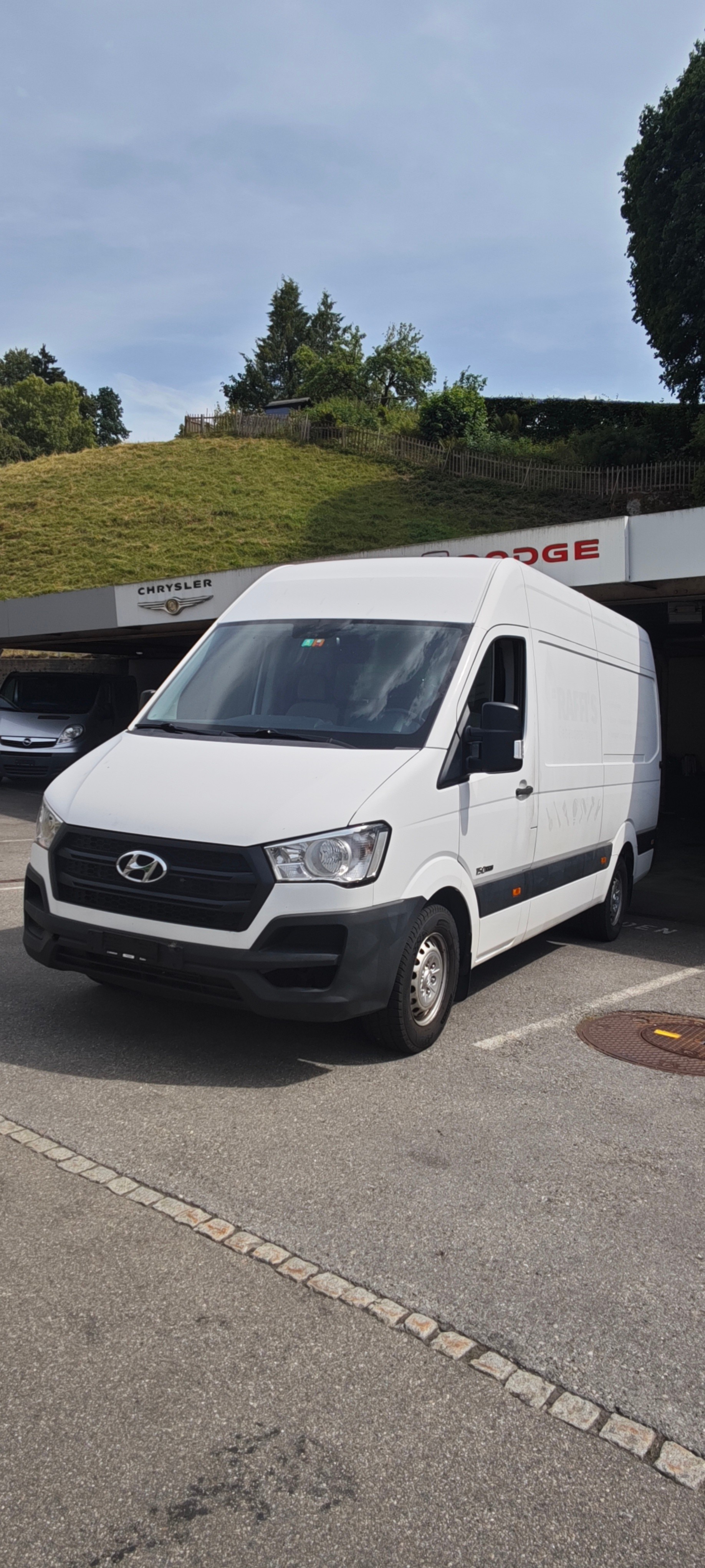 HYUNDAI H350 2.5 CRDi Origo L2-image-2