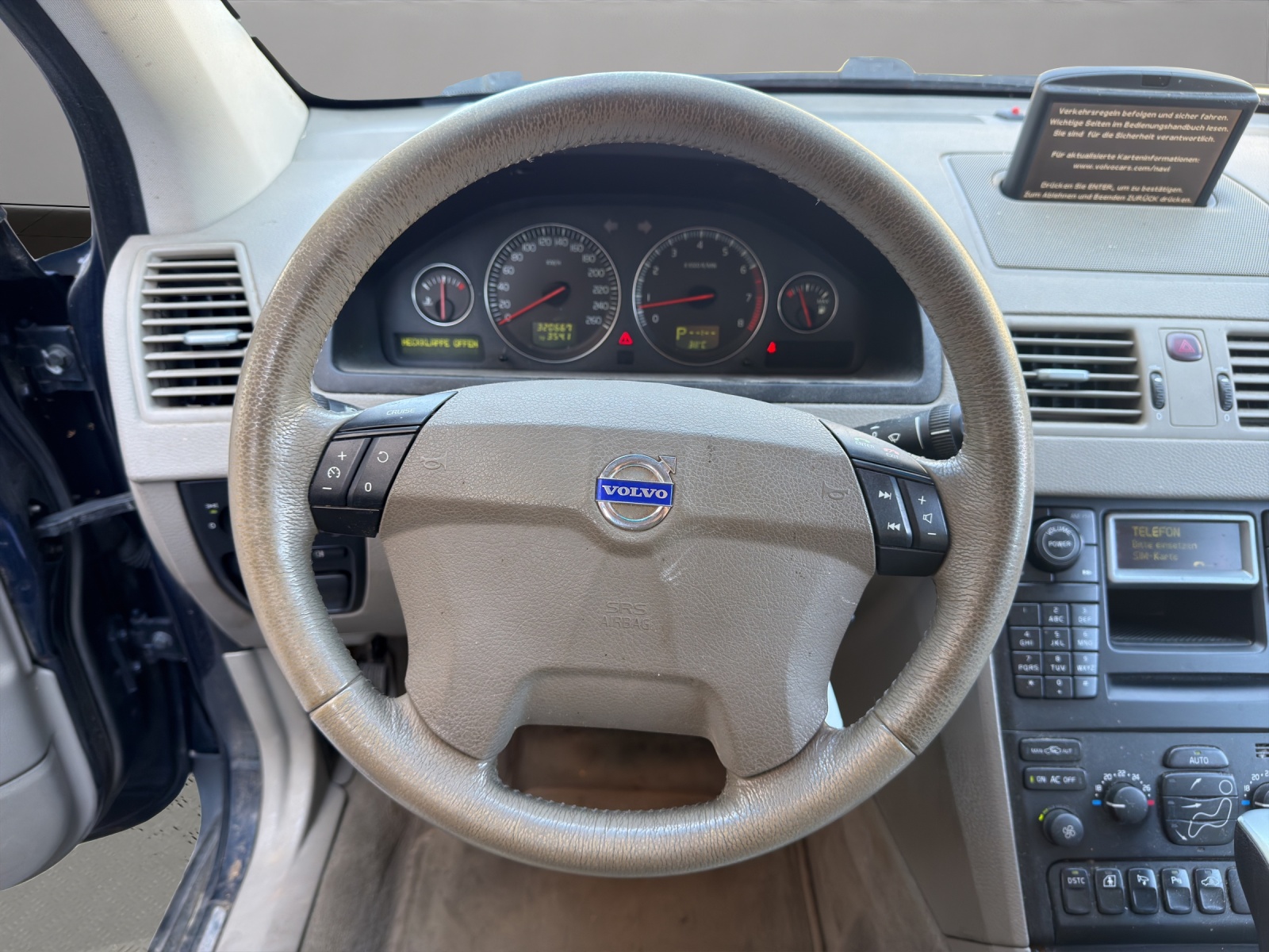 VOLVO XC90 2.5T AWD Geartronic-image-19