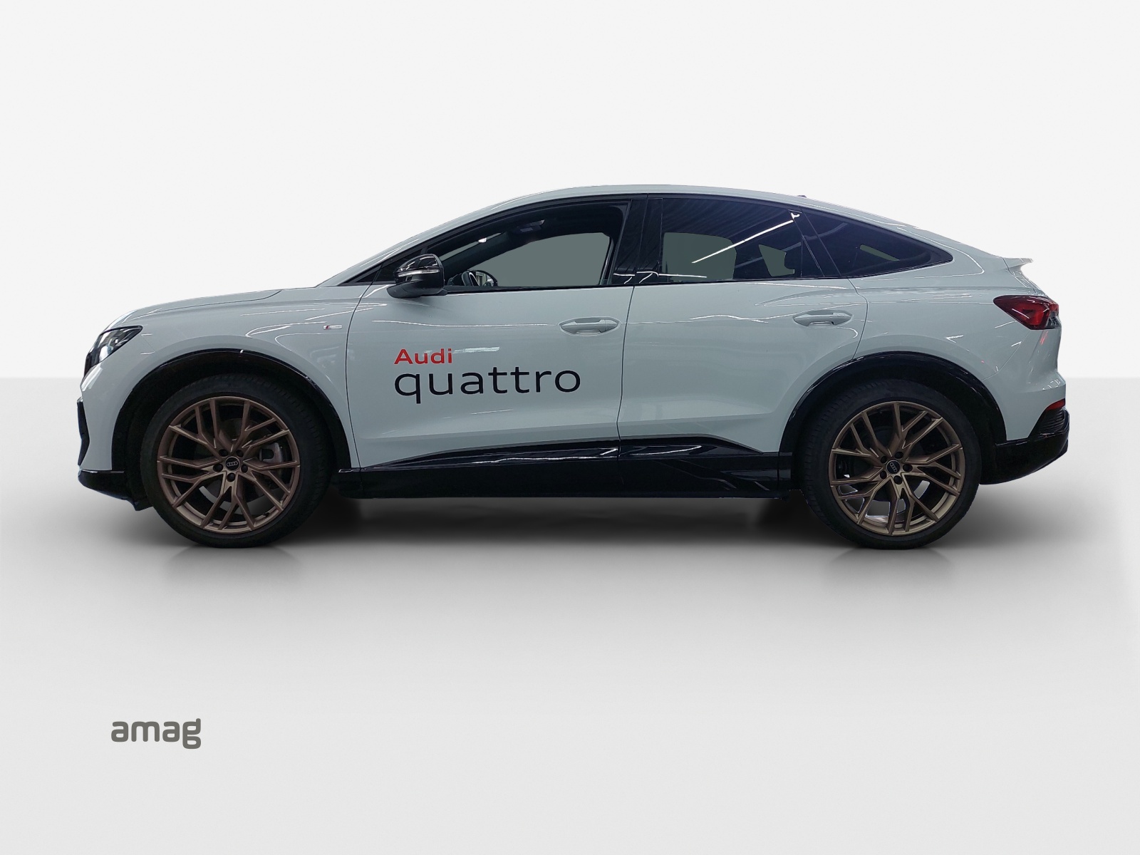 AUDI Q4 Sportback e-tron 45 Attraction quattro-showroom-element-1