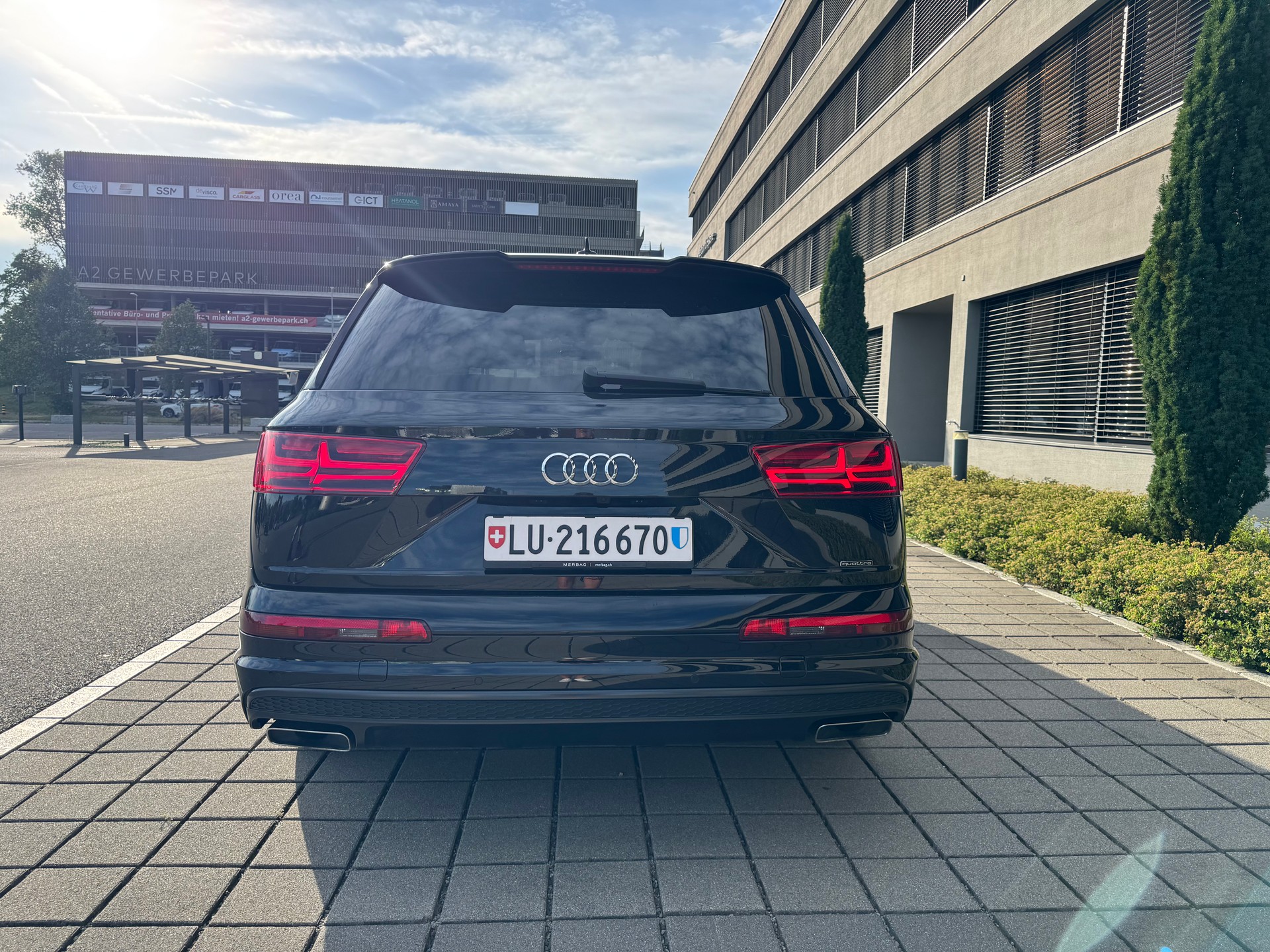 AUDI 3.0 V6 TDI 272 quattro T-Tronic-image-3