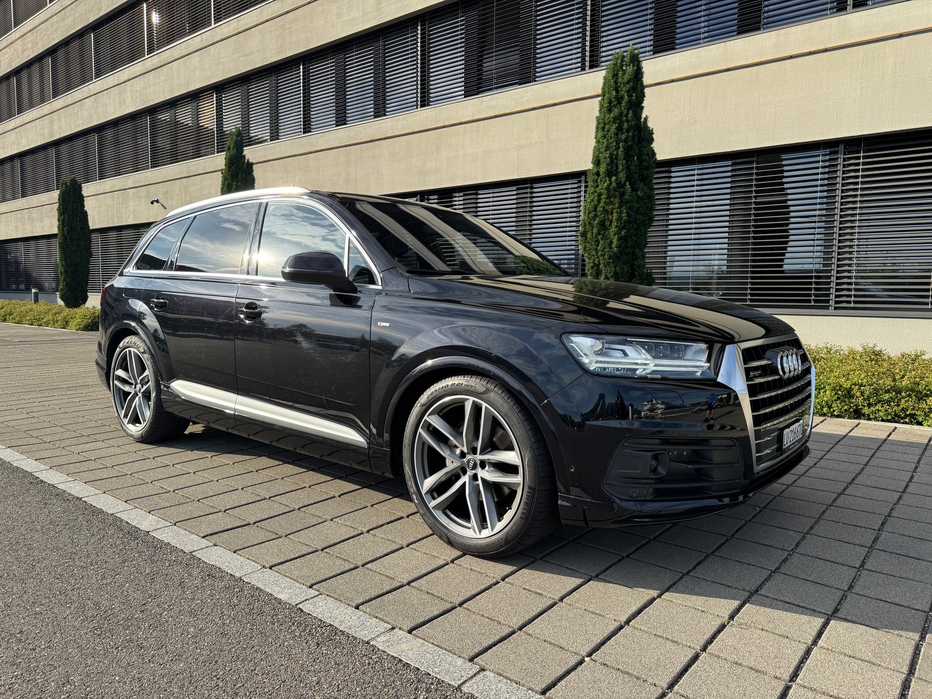 AUDI 3.0 V6 TDI 272 quattro T-Tronic-image-0