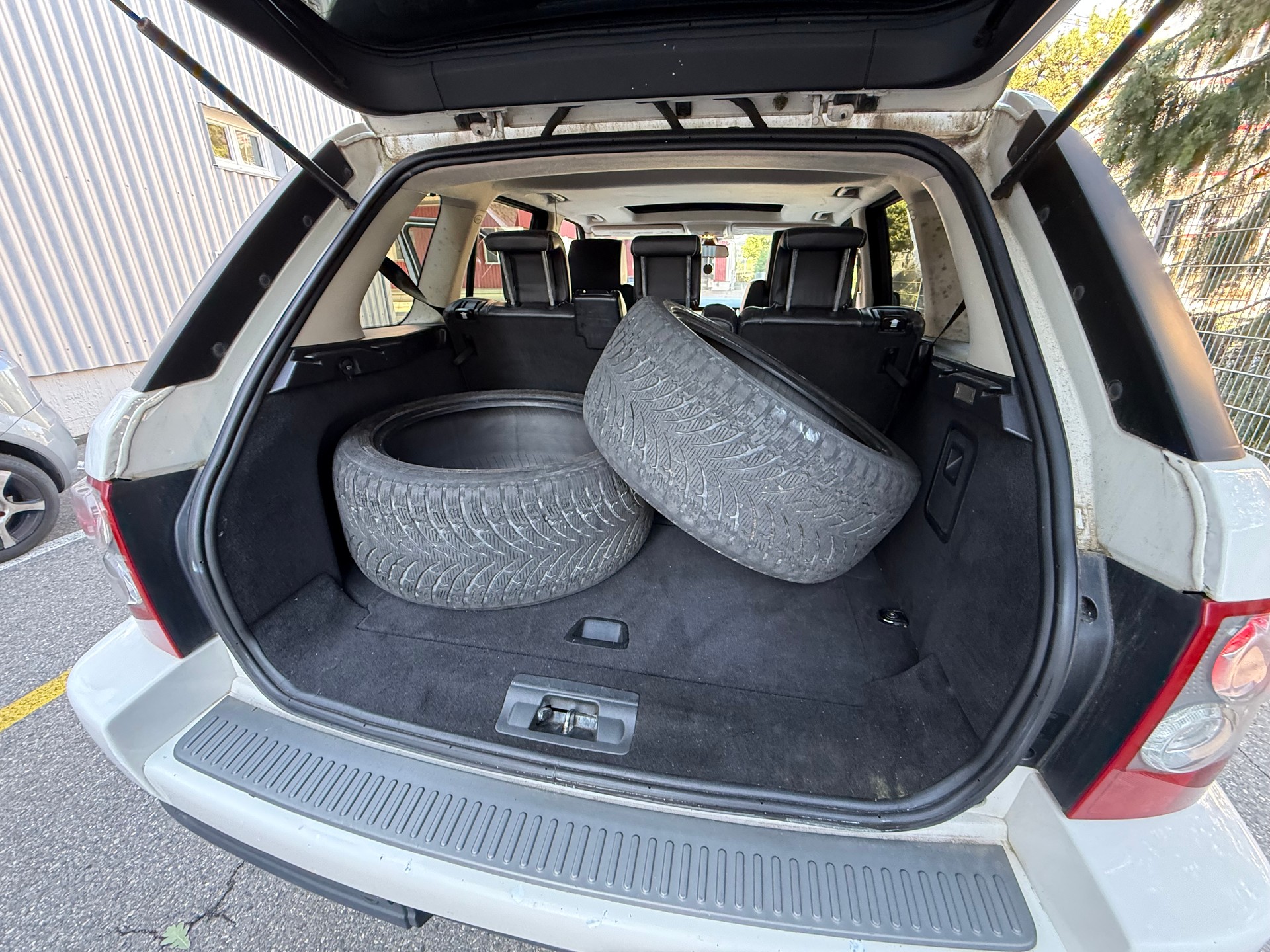 LAND ROVER Range Rover Sport 3.6 Td8 HSE Automatic-image-7