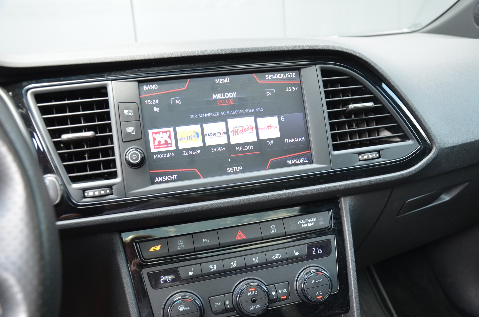 SEAT Leon ST 2.0 TSI Cupra 300 4 Drive DSG-image-17