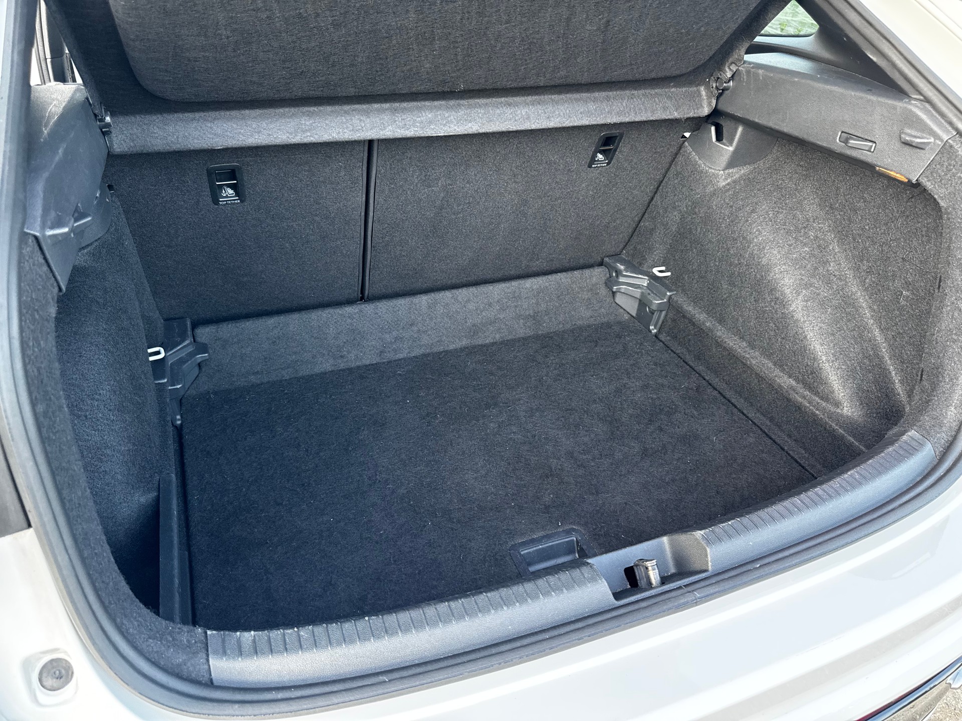 VW 1.0 TSI R-Line DSG-image-16