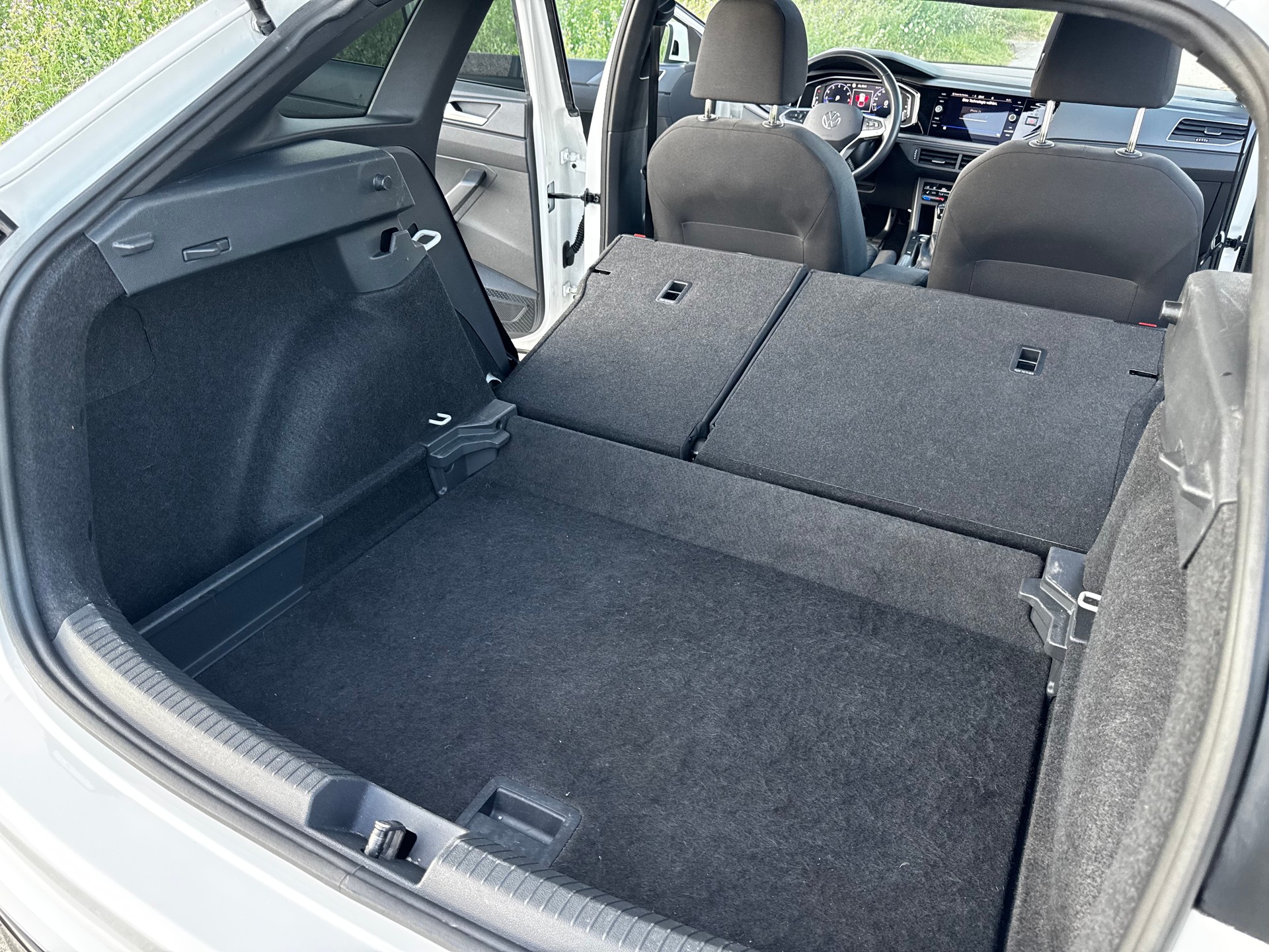 VW 1.0 TSI R-Line DSG-image-17