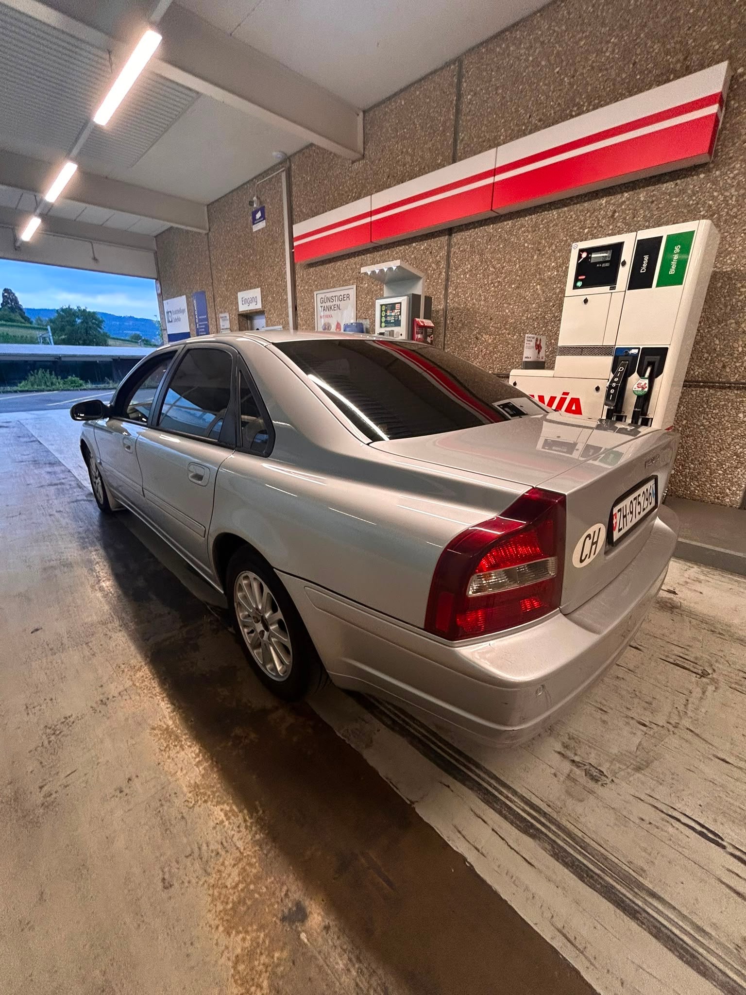 VOLVO S80 T6-image-1