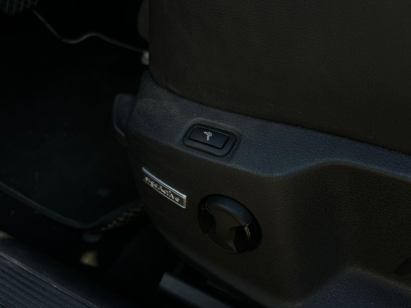 VW VW Golf VII TSI ACT R-Line Design DSG 1.4-image-14