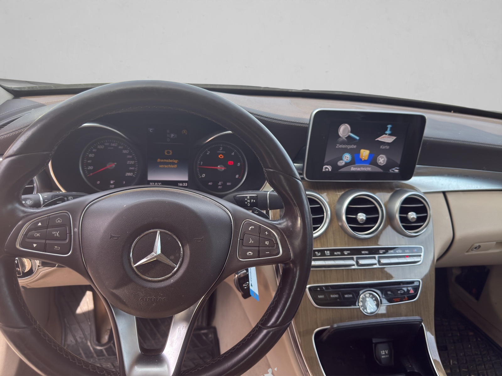 MERCEDES-BENZ C 220 BlueTEC Exclusive 7G-Tronic-image-11