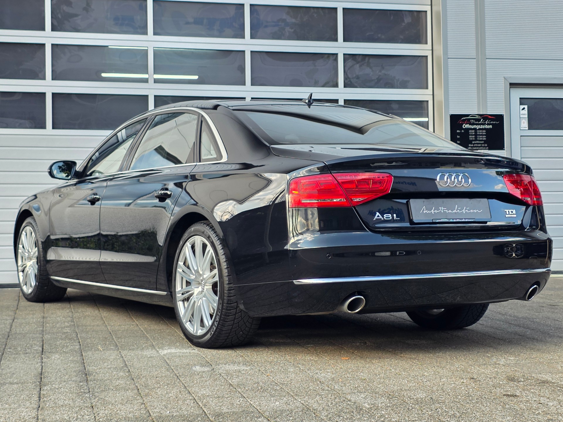 AUDI A8 L 3.0 TDI quattro tiptronic | VOLLAUSSTATTUNG -DVD /TV ENTERTAINMET/ MASSAGE SITZE VO+H/ SITZKÜHLUNG /B&O SOUND/NIGHT-VISION-image-15