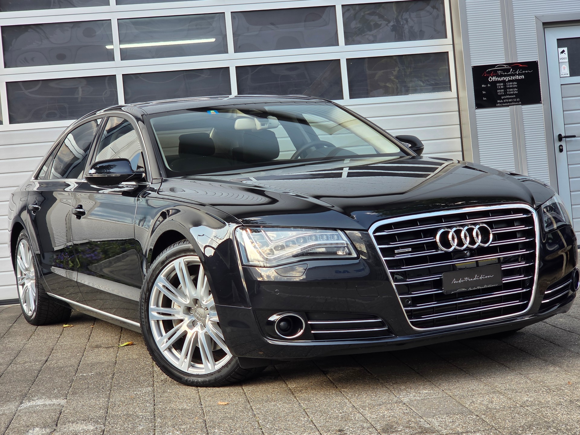 AUDI A8 L 3.0 TDI quattro tiptronic | VOLLAUSSTATTUNG -DVD /TV ENTERTAINMET/ MASSAGE SITZE VO+H/ SITZKÜHLUNG /B&O SOUND/NIGHT-VISION-image-1