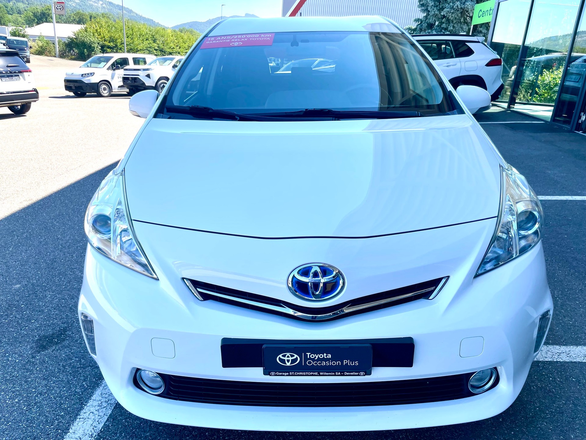 TOYOTA Prius+ 1.8 VVT-i HSD Luna-image-5
