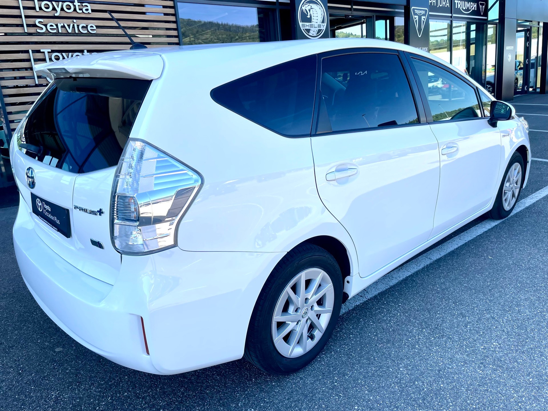 TOYOTA Prius+ 1.8 VVT-i HSD Luna-image-1