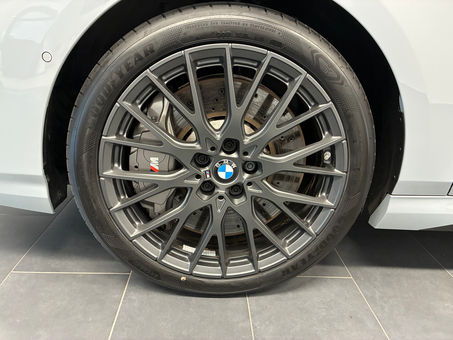 BMW M135i xDrive-image-5