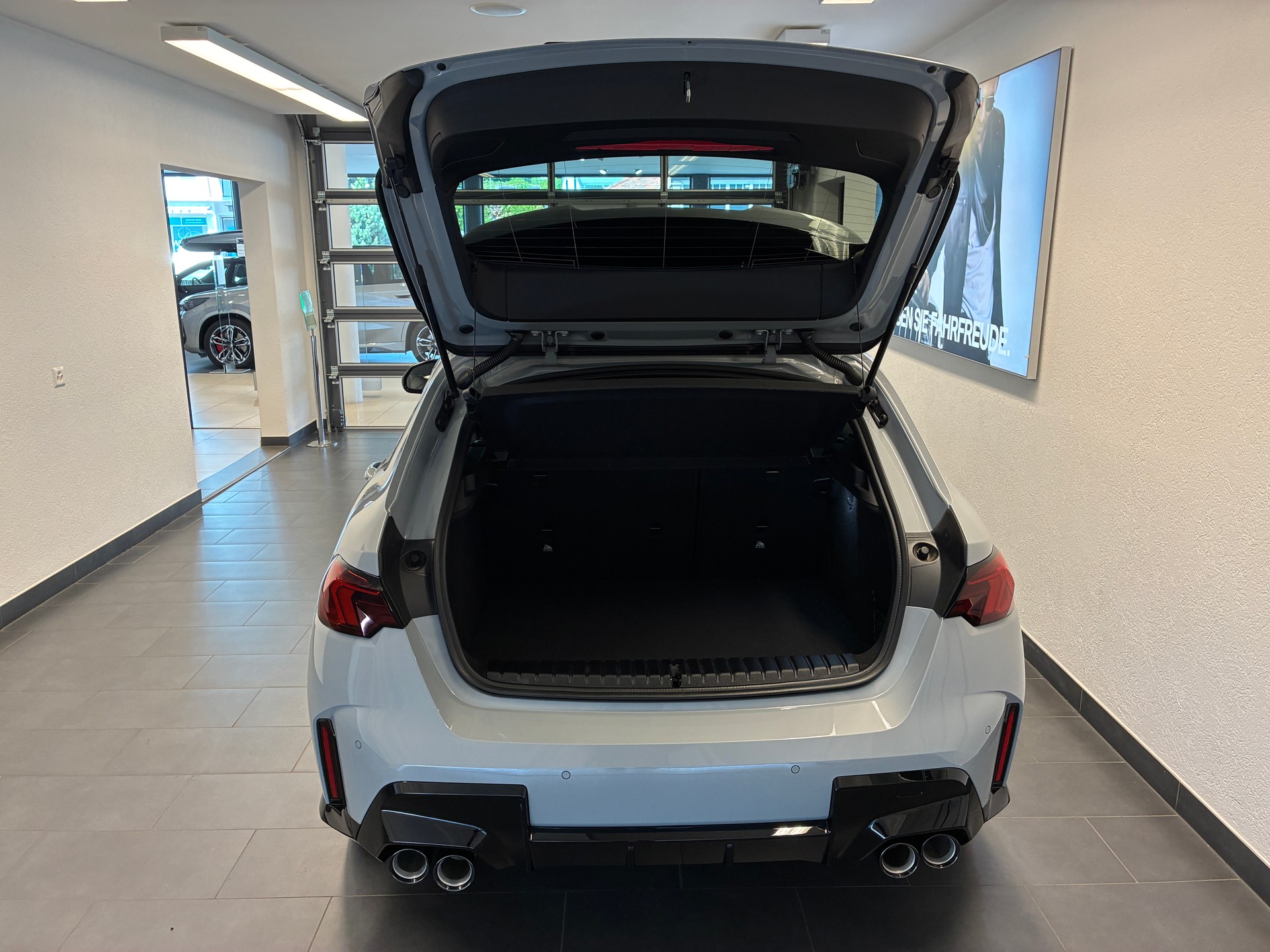 BMW M135i xDrive-image-7