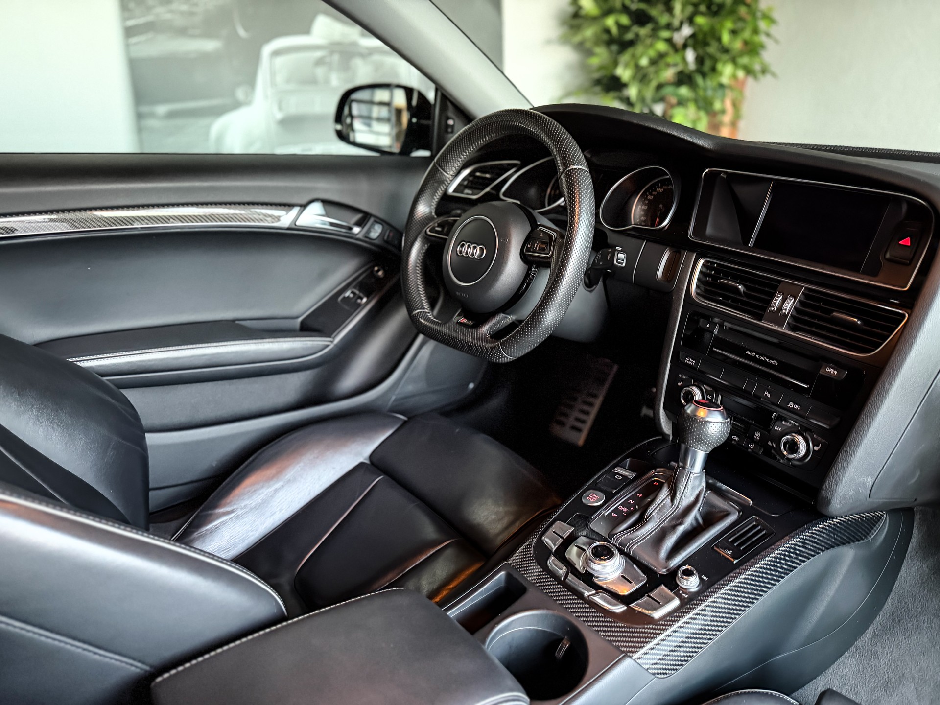 AUDI RS5 Coupé 4.2 FSI quattro S-tronic-image-10