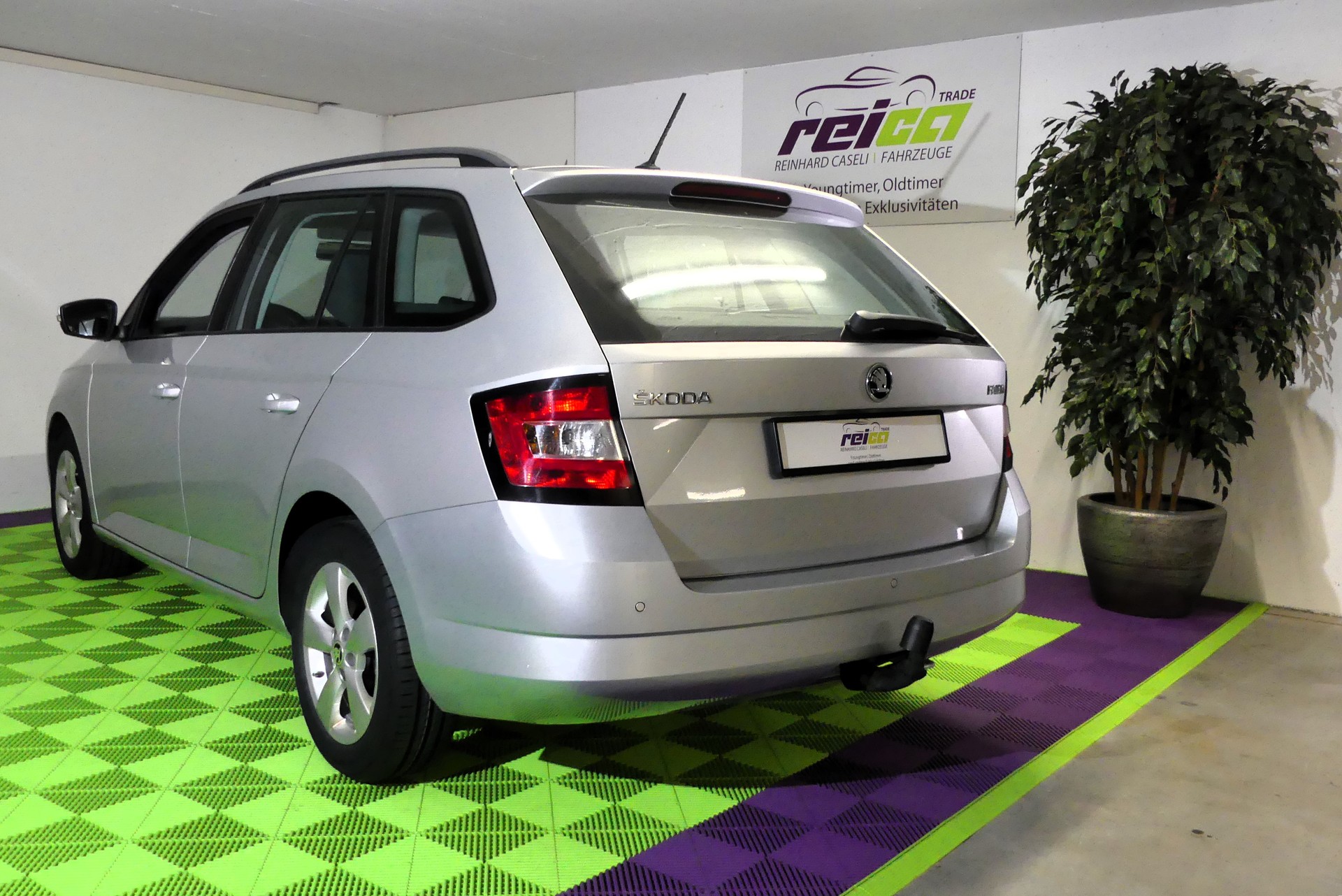 SKODA Fabia 1.2 TSI Active-image-2