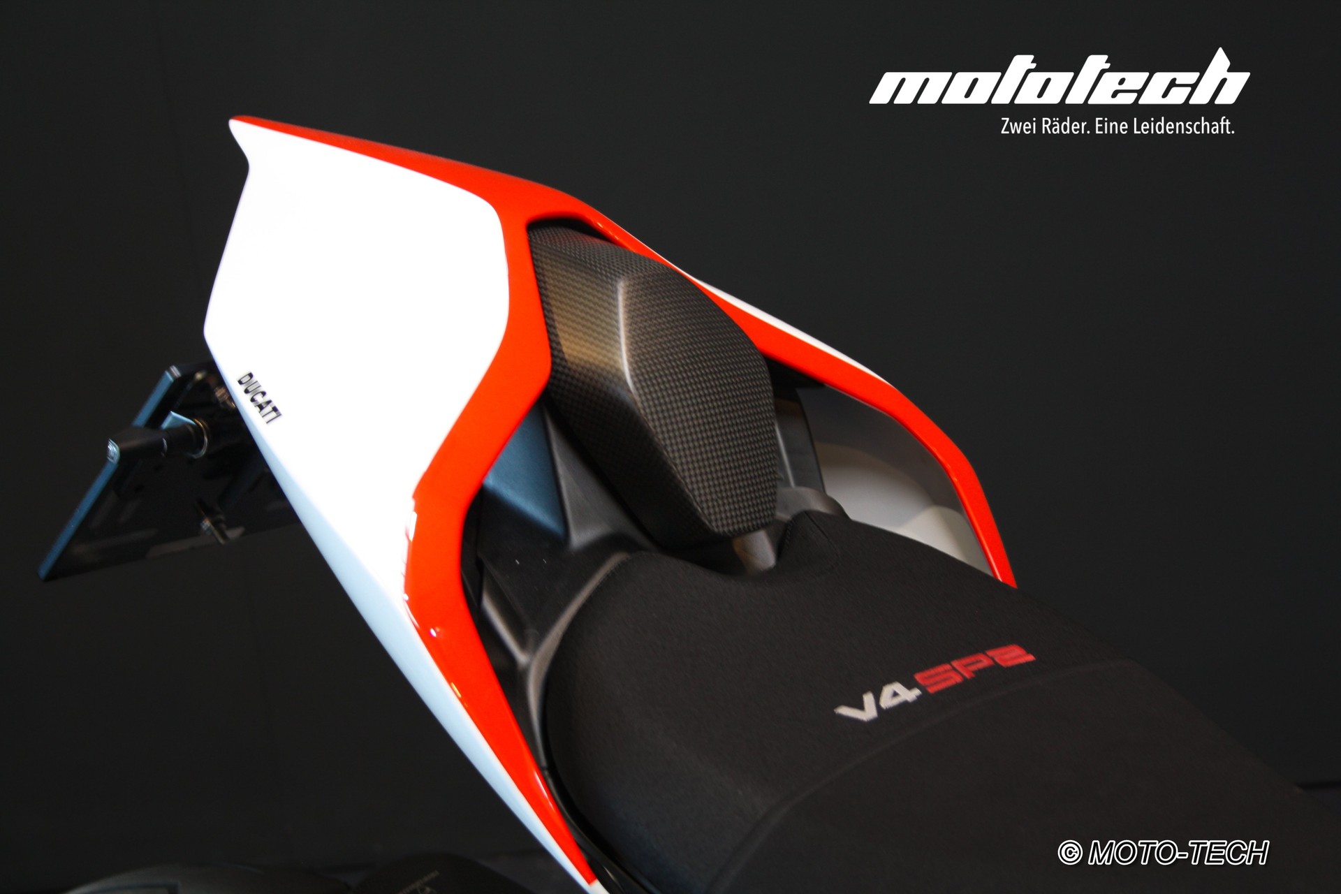 DUCATI Streetfighter V4 SP2 Speciale-image-11