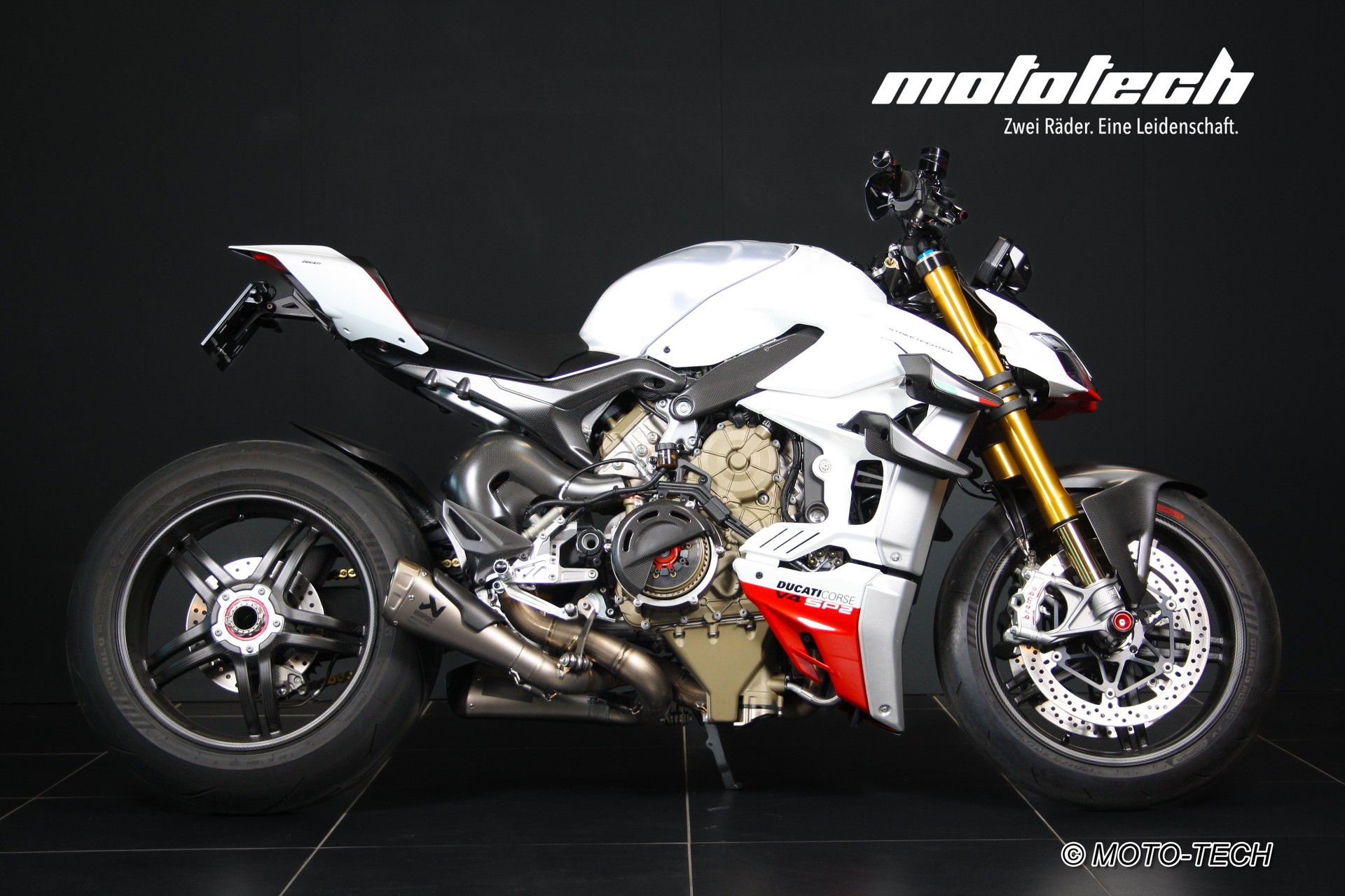 DUCATI Streetfighter V4 SP2 Speciale-showroom-element-1
