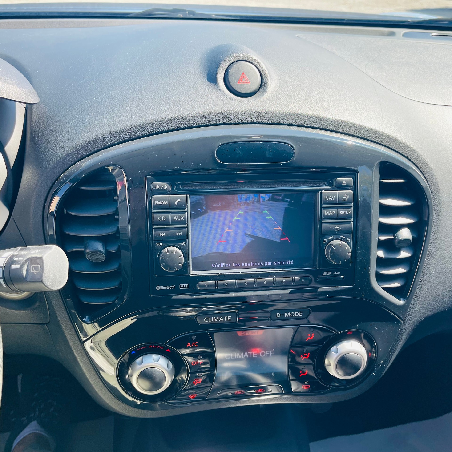 NISSAN JUKE 1.6 tekna-image-9