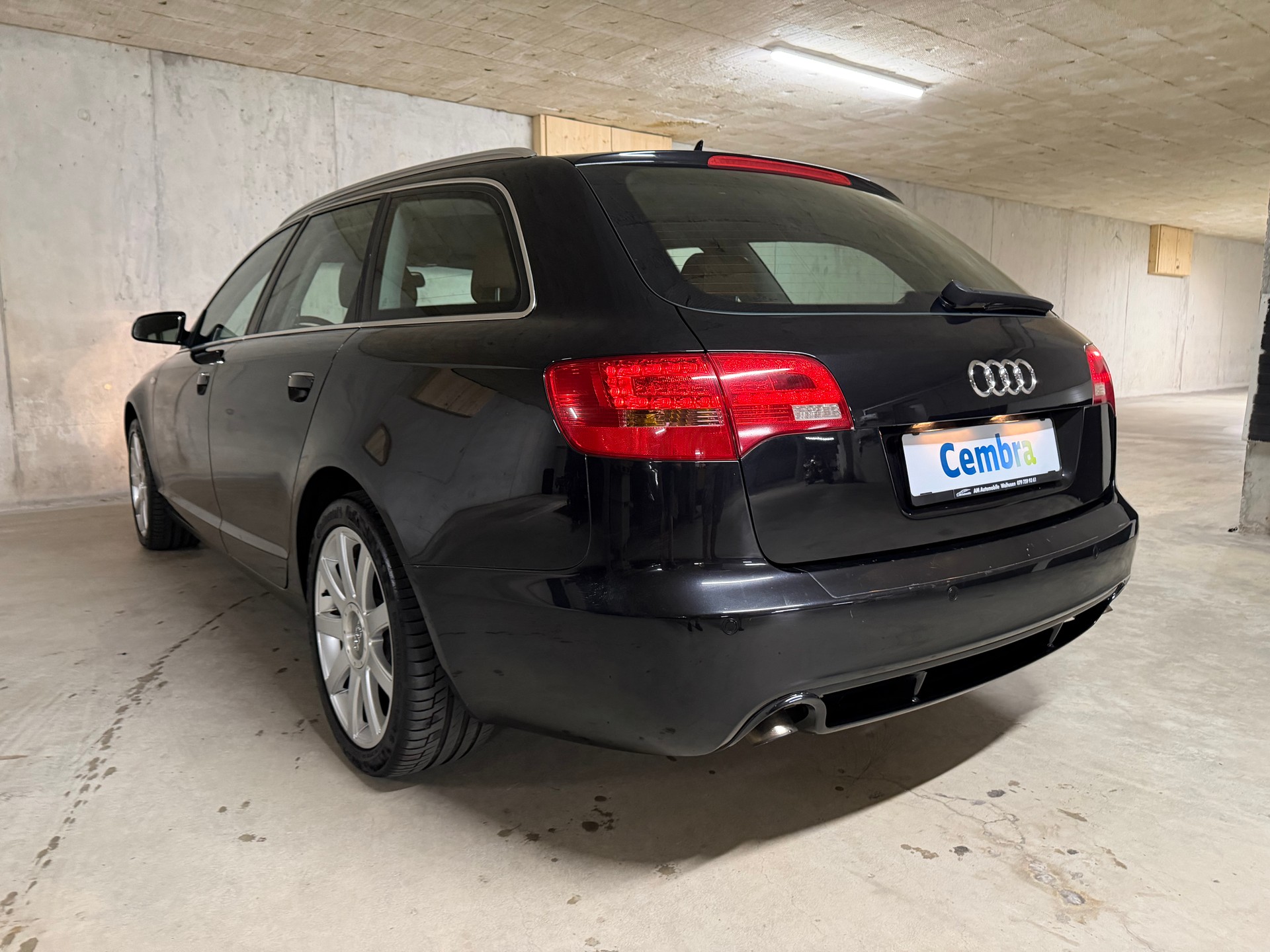 AUDI A6 Avant 3.0 V6 TDI quattro-image-2