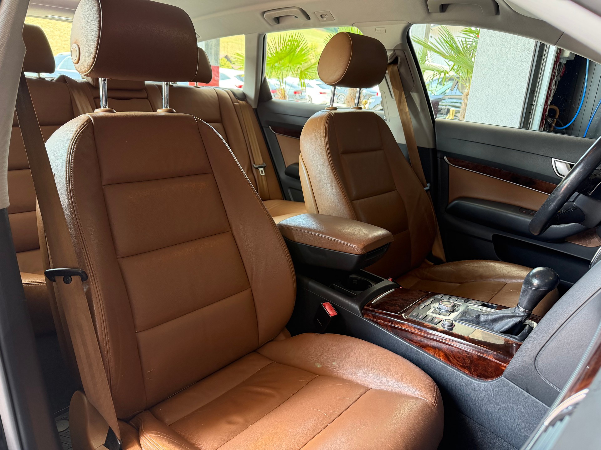 AUDI A6 Avant 3.0 V6 TDI quattro-image-13