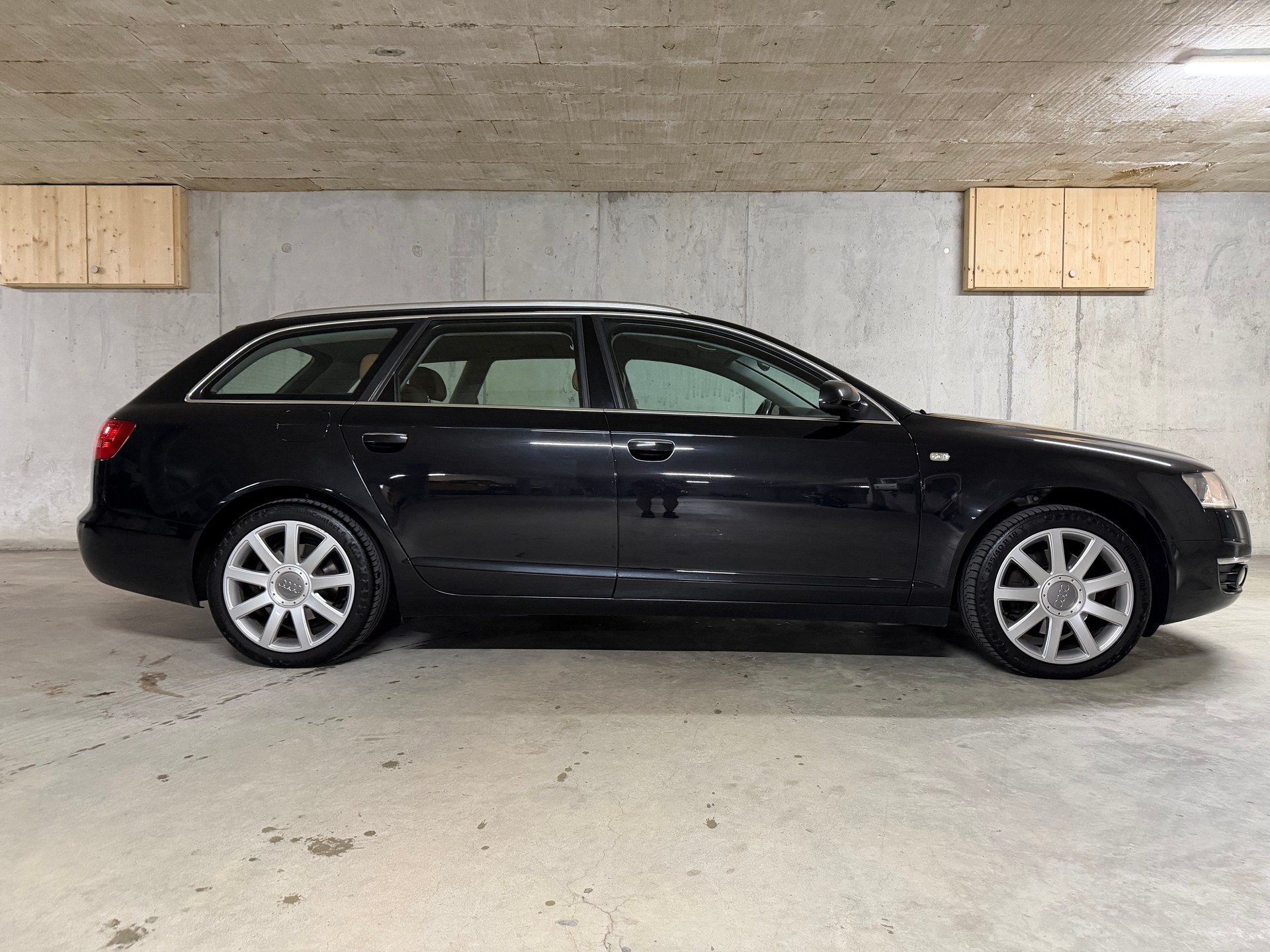 AUDI A6 Avant 3.0 V6 TDI quattro-image-5