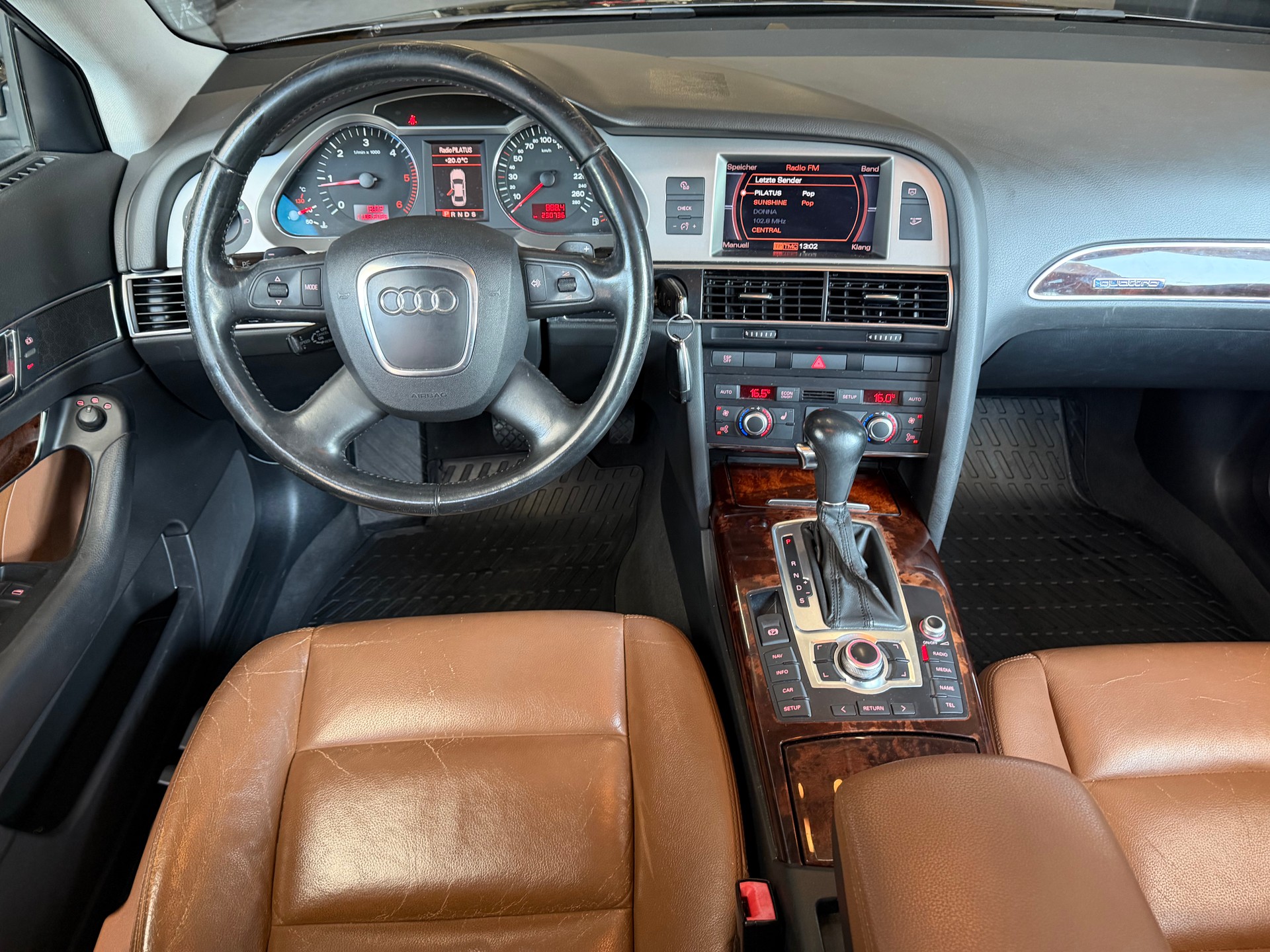 AUDI A6 Avant 3.0 V6 TDI quattro-image-9