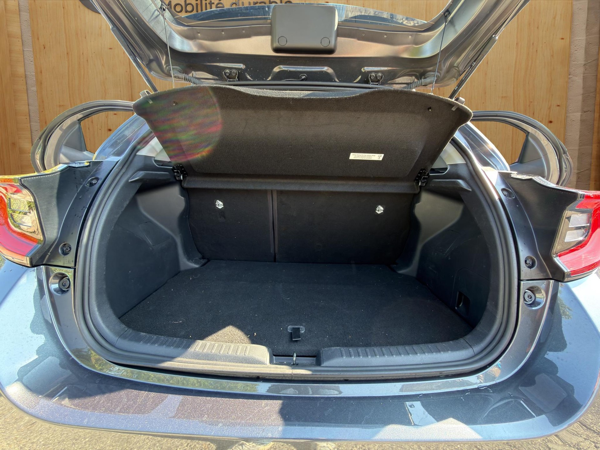 TOYOTA Yaris 1.5 VVT-i HSD Trend-image-16