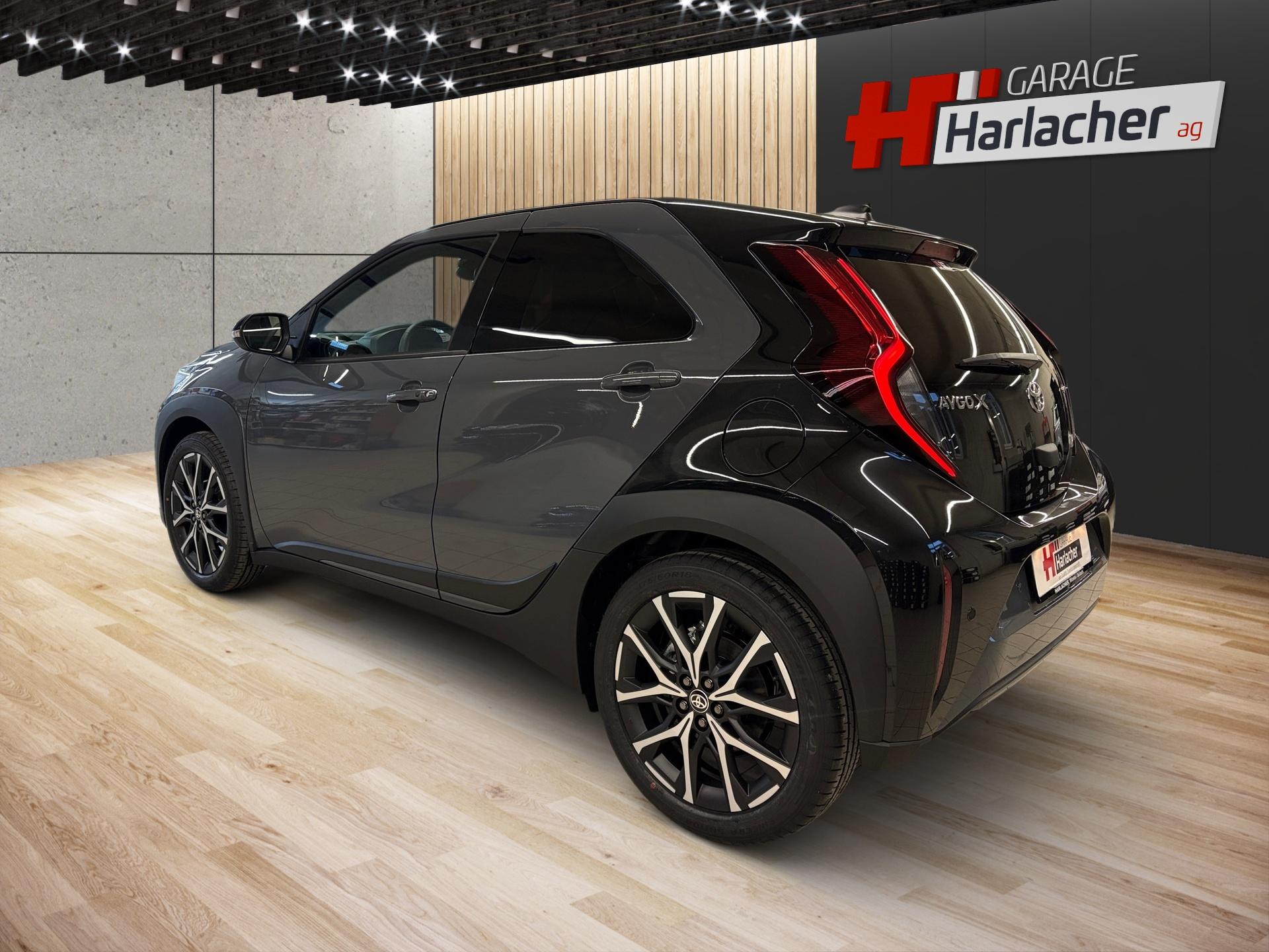 TOYOTA Aygo X 1.5 GR Sport e-CVT-image-6