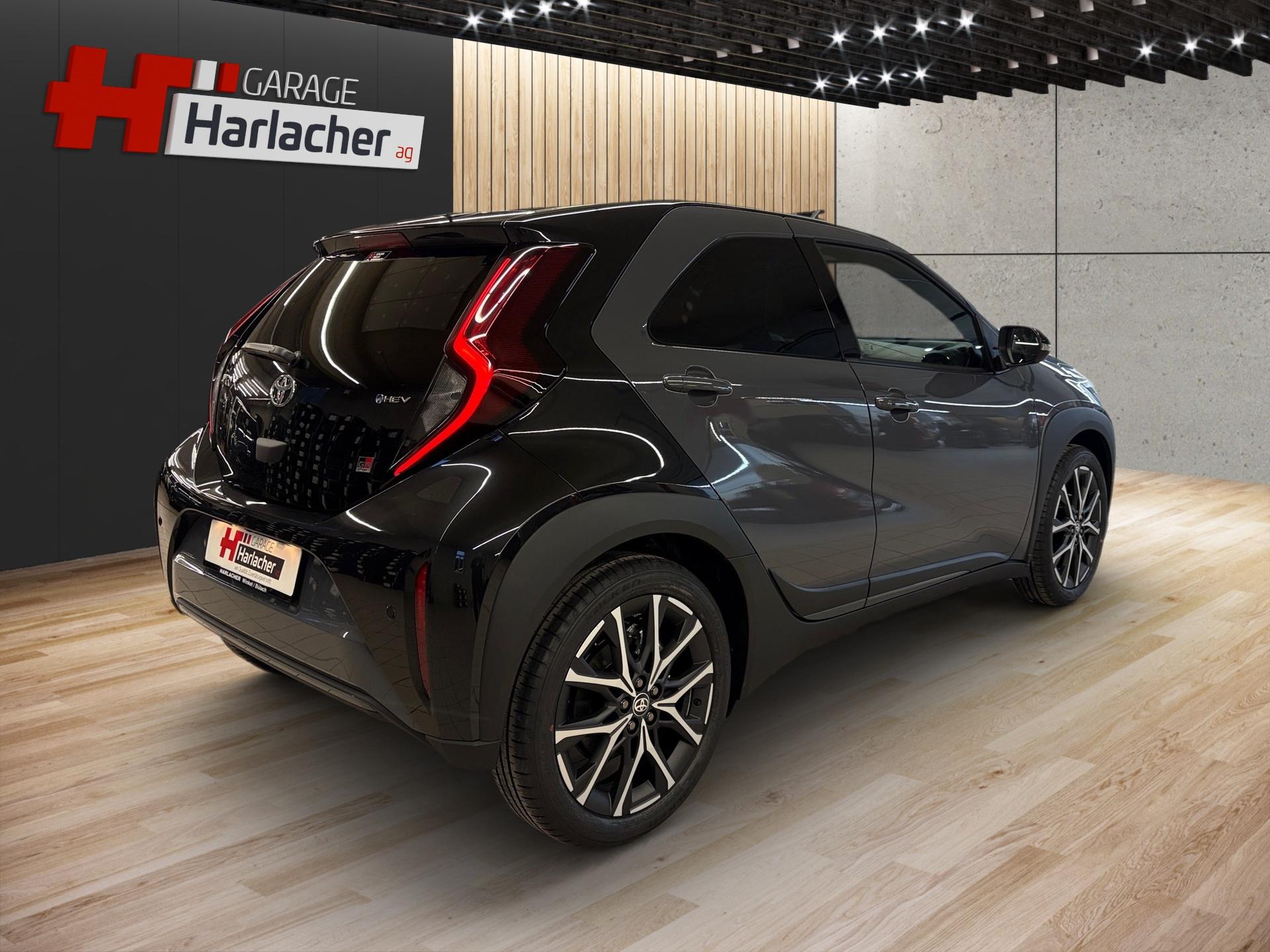 TOYOTA Aygo X 1.5 GR Sport e-CVT-image-4