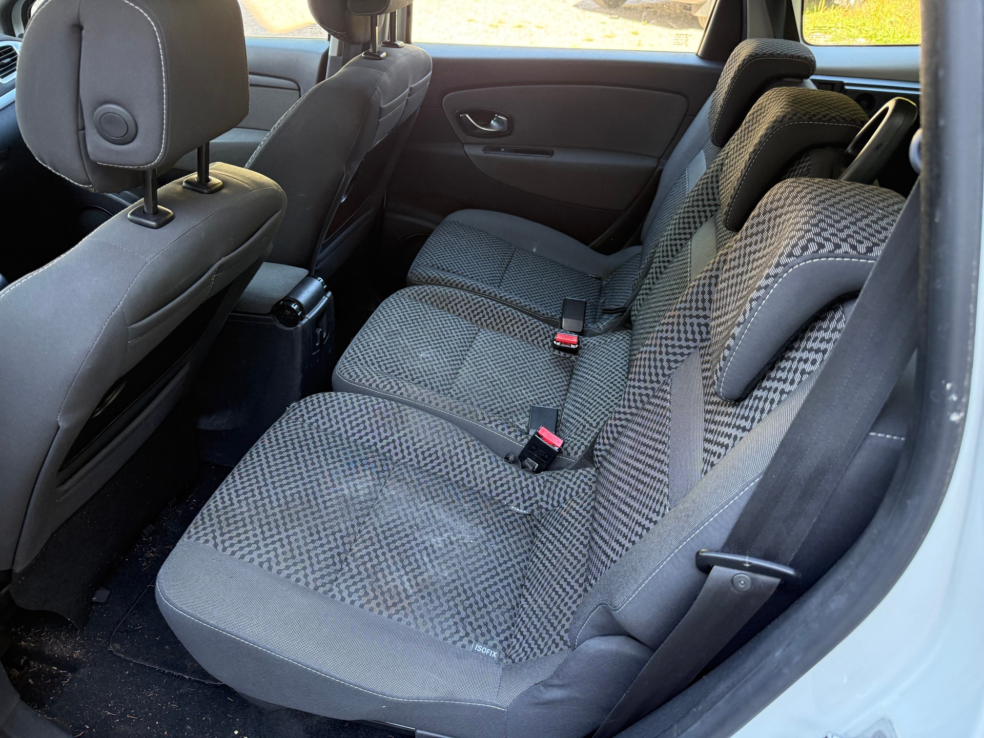 RENAULT Grand Scénic 1.5 dCi Dynamique EDC-image-7