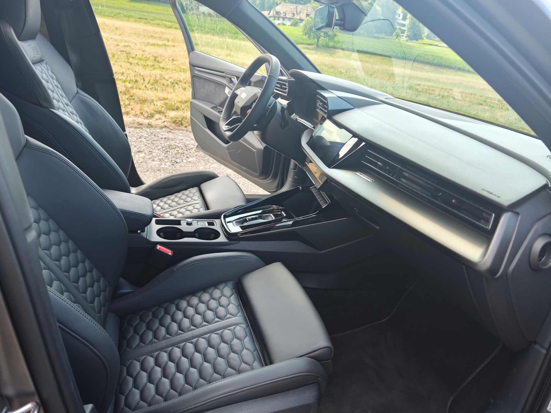 AUDI 2.5 TFSI quattro S-Tronic-image-6