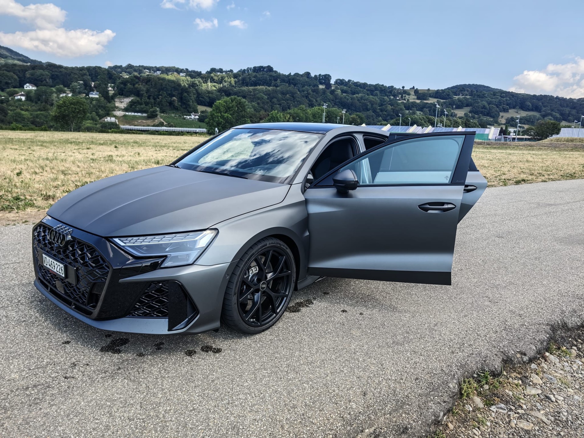 AUDI 2.5 TFSI quattro S-Tronic-image-9