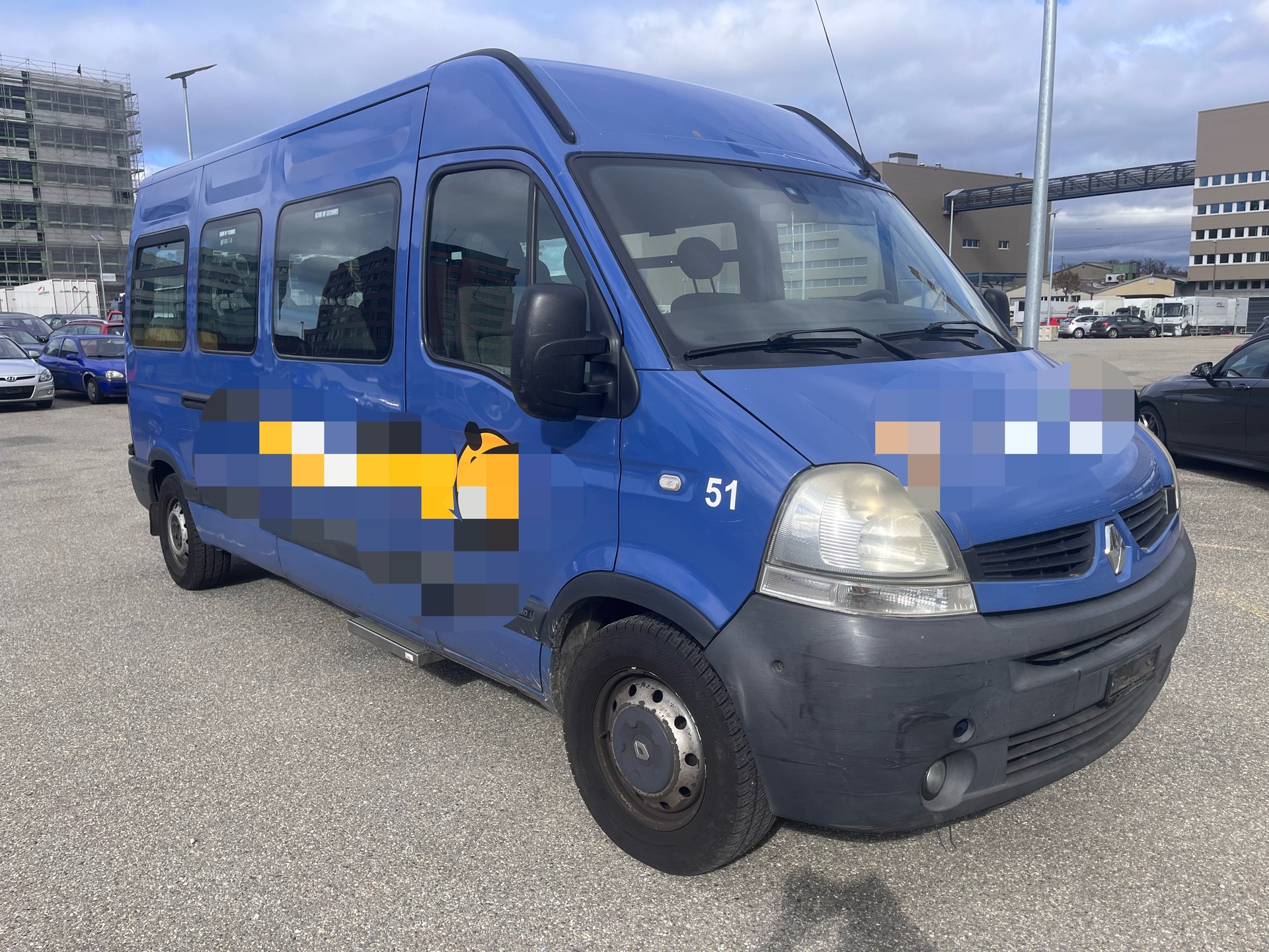 RENAULT Master T35 2.5dCi L2H2-image-0