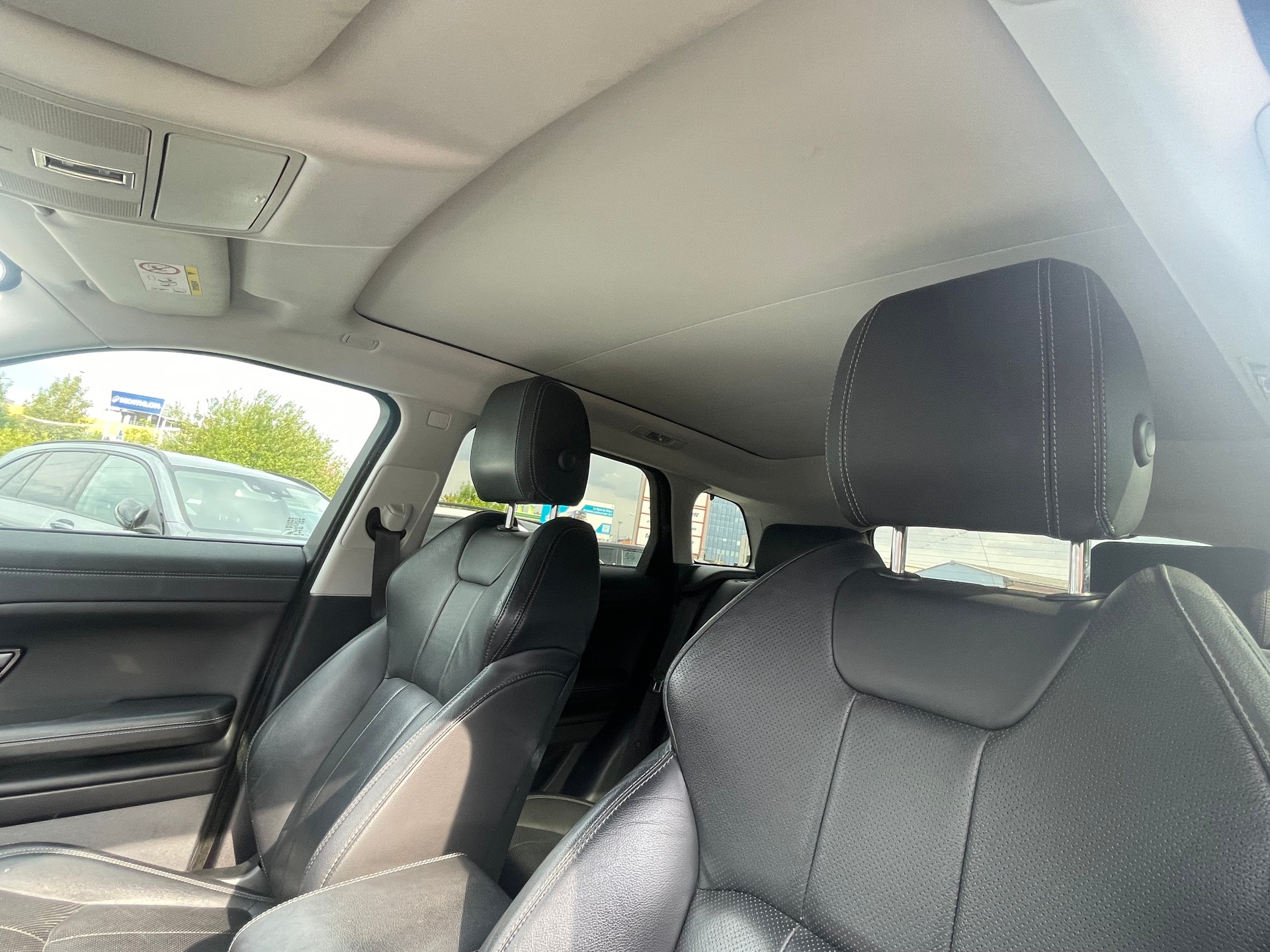 LAND ROVER Range Rover Evoque 2.0 TD4 HSE Dynamic AT9-image-9