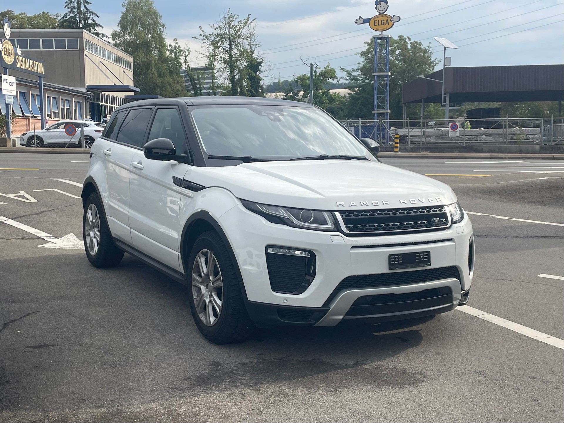 LAND ROVER Range Rover Evoque 2.0 TD4 HSE Dynamic AT9-image-2